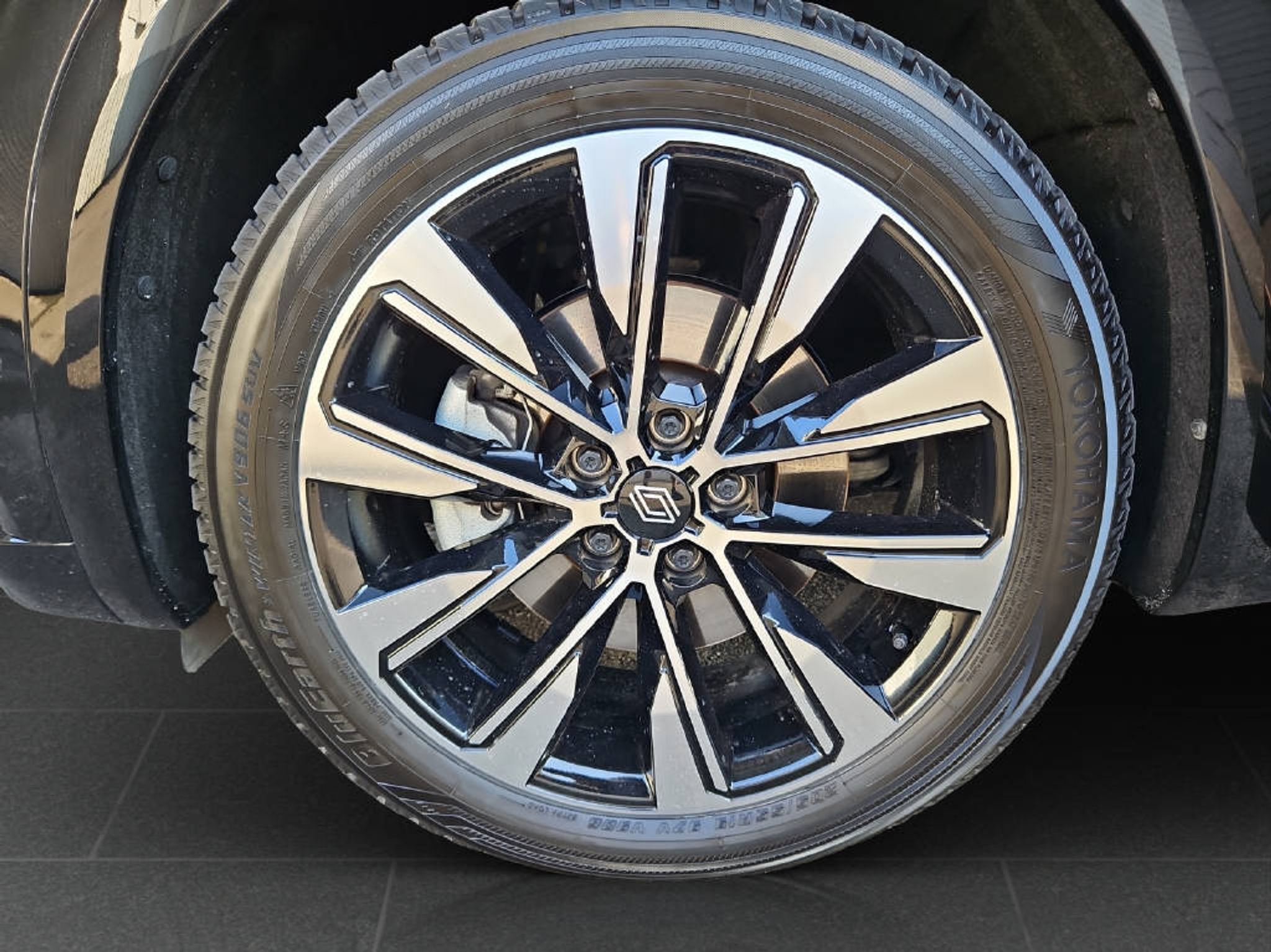 listing desktop thumbnail image 11