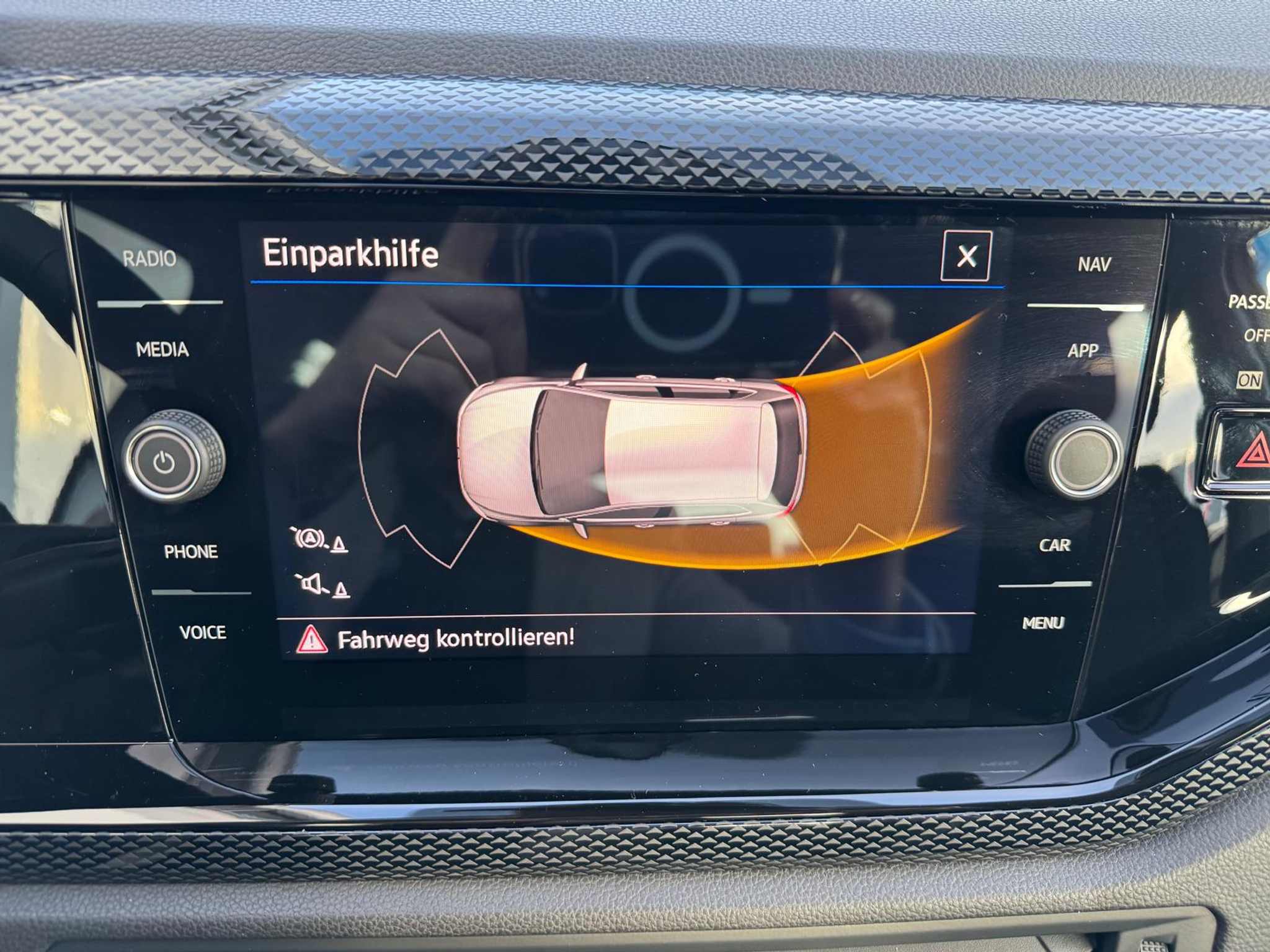 listing desktop thumbnail image 8