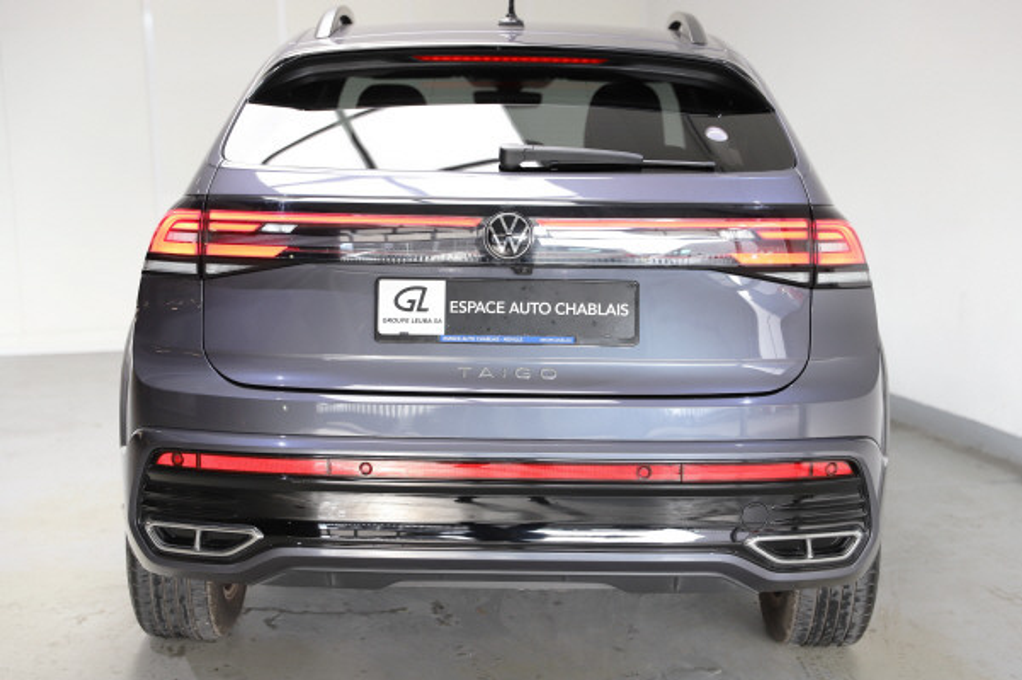 listing desktop thumbnail image 5