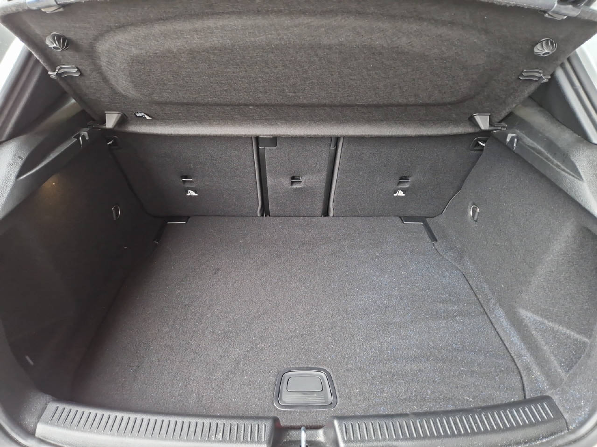 listing desktop thumbnail image 11