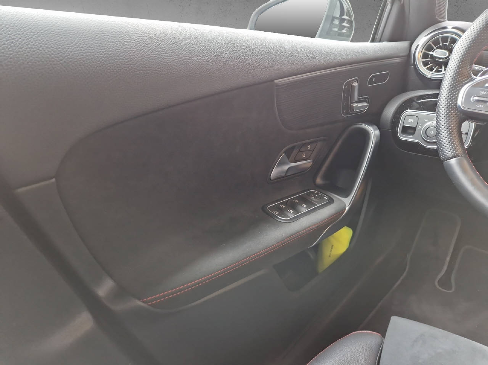 listing desktop thumbnail image 8