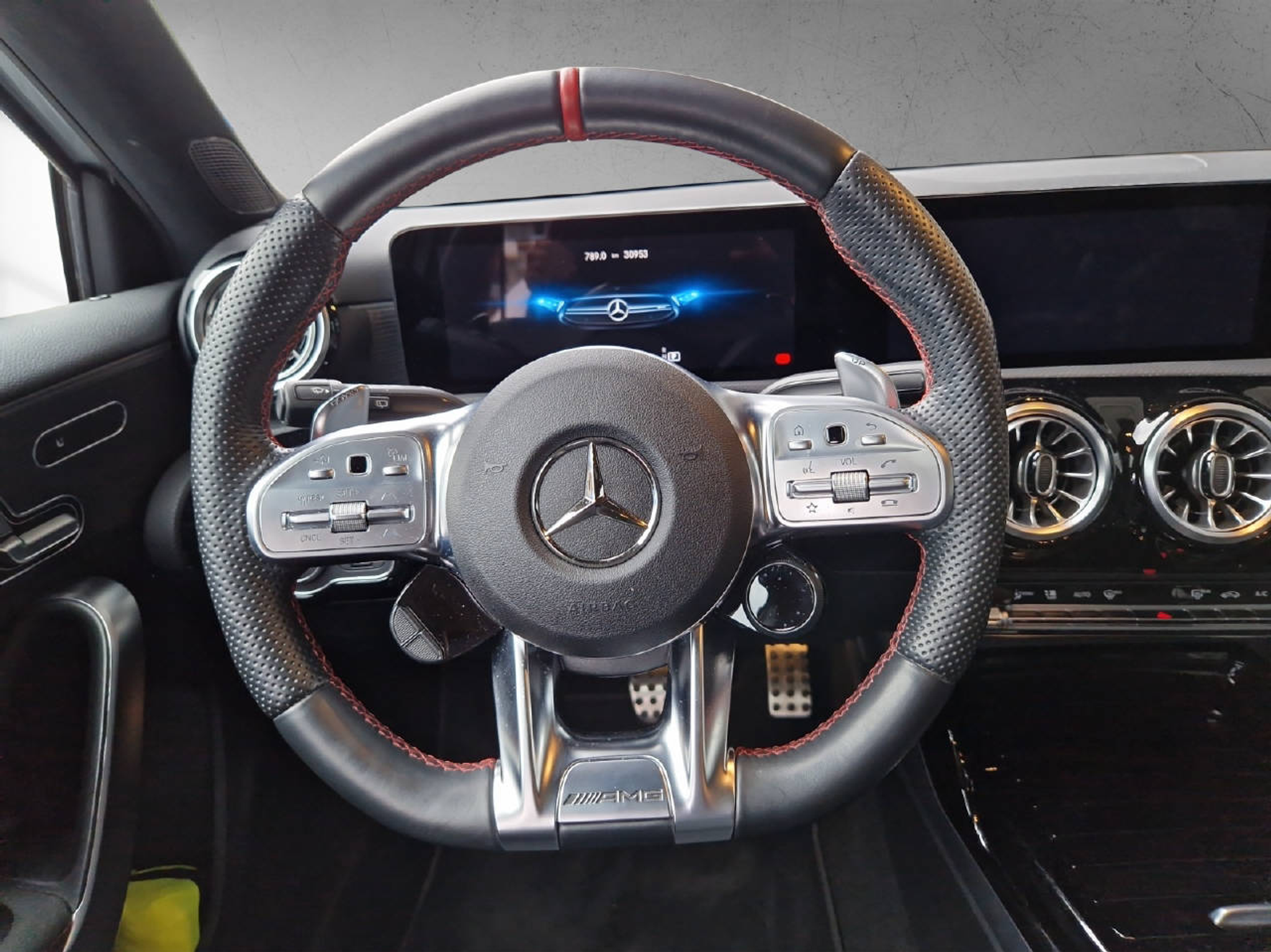 listing desktop thumbnail image 6