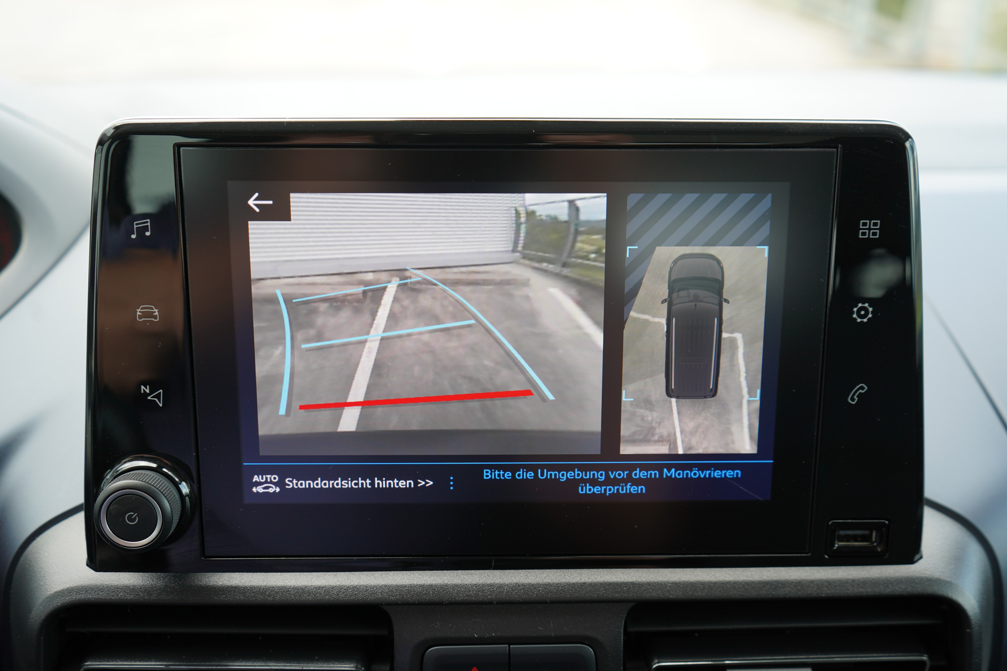 listing desktop thumbnail image 22