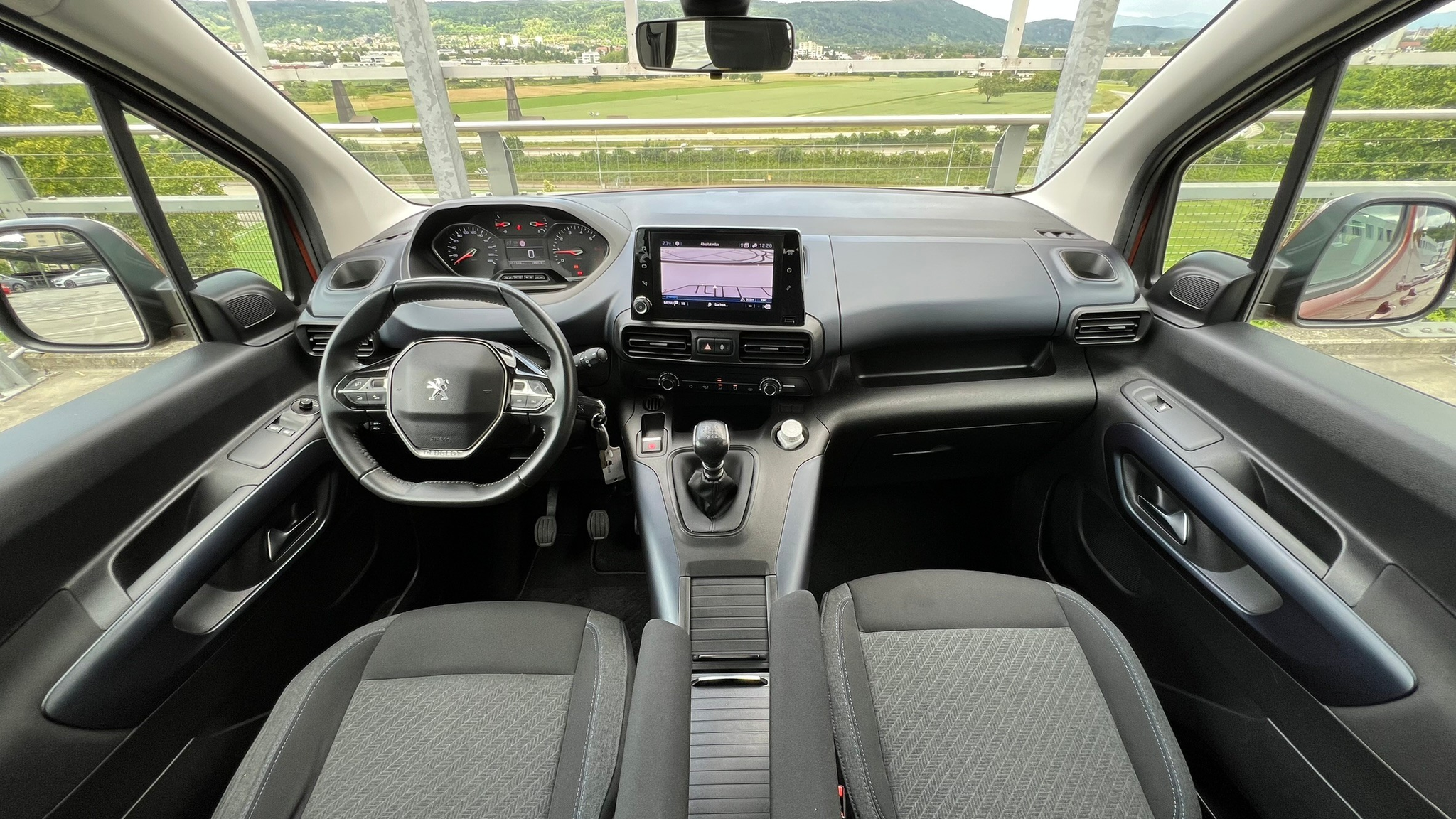 listing desktop thumbnail image 20