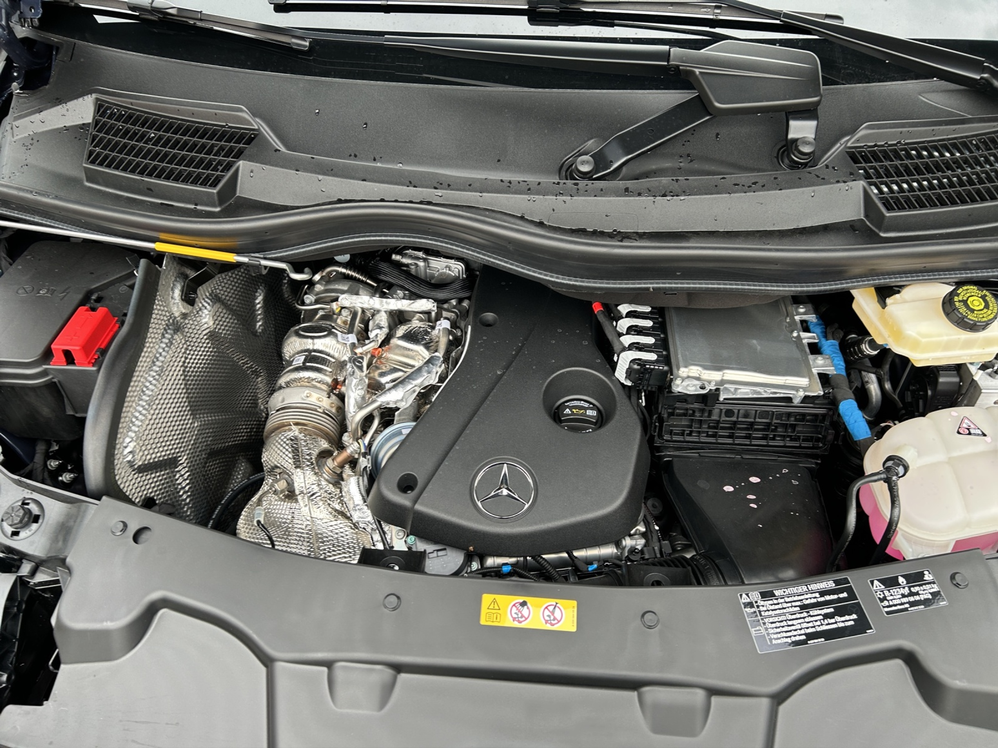 listing desktop thumbnail image 11