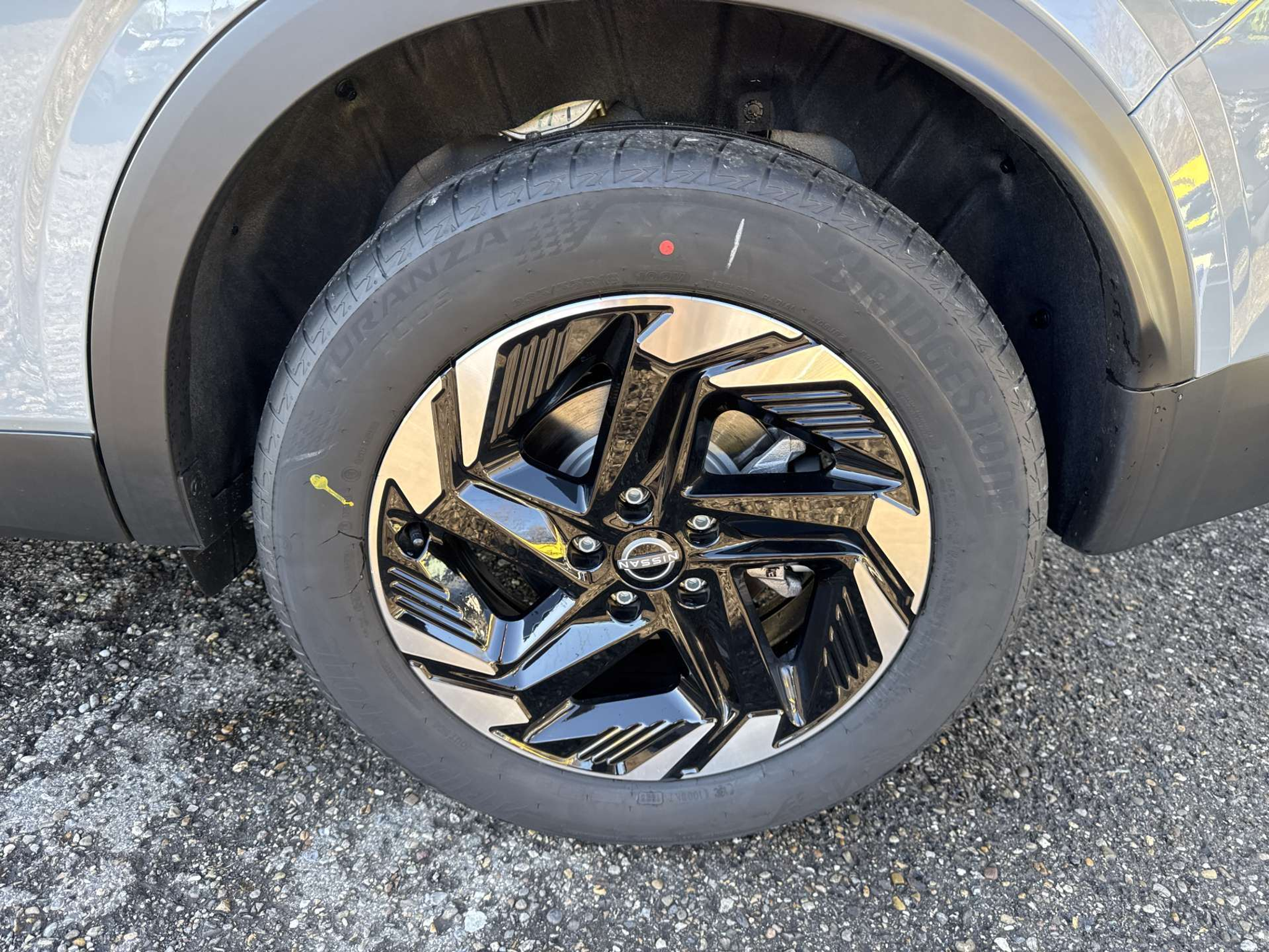 listing desktop thumbnail image 9