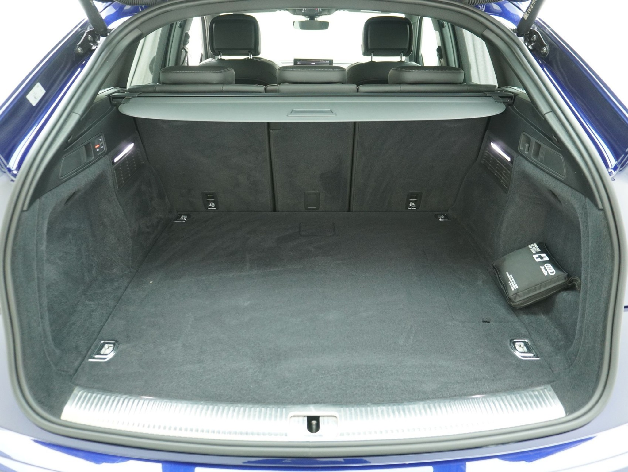 listing desktop thumbnail image 11