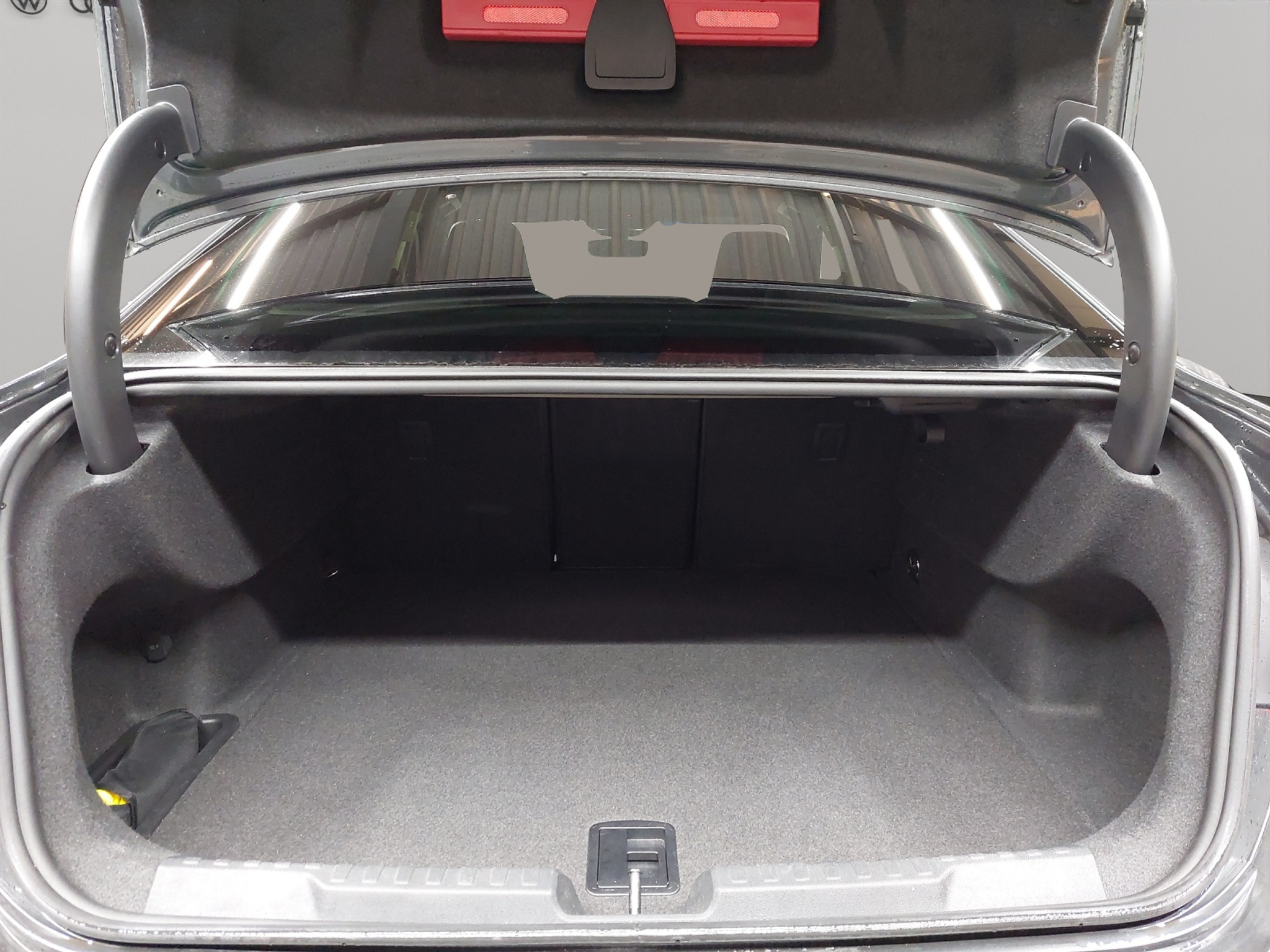 listing desktop thumbnail image 10