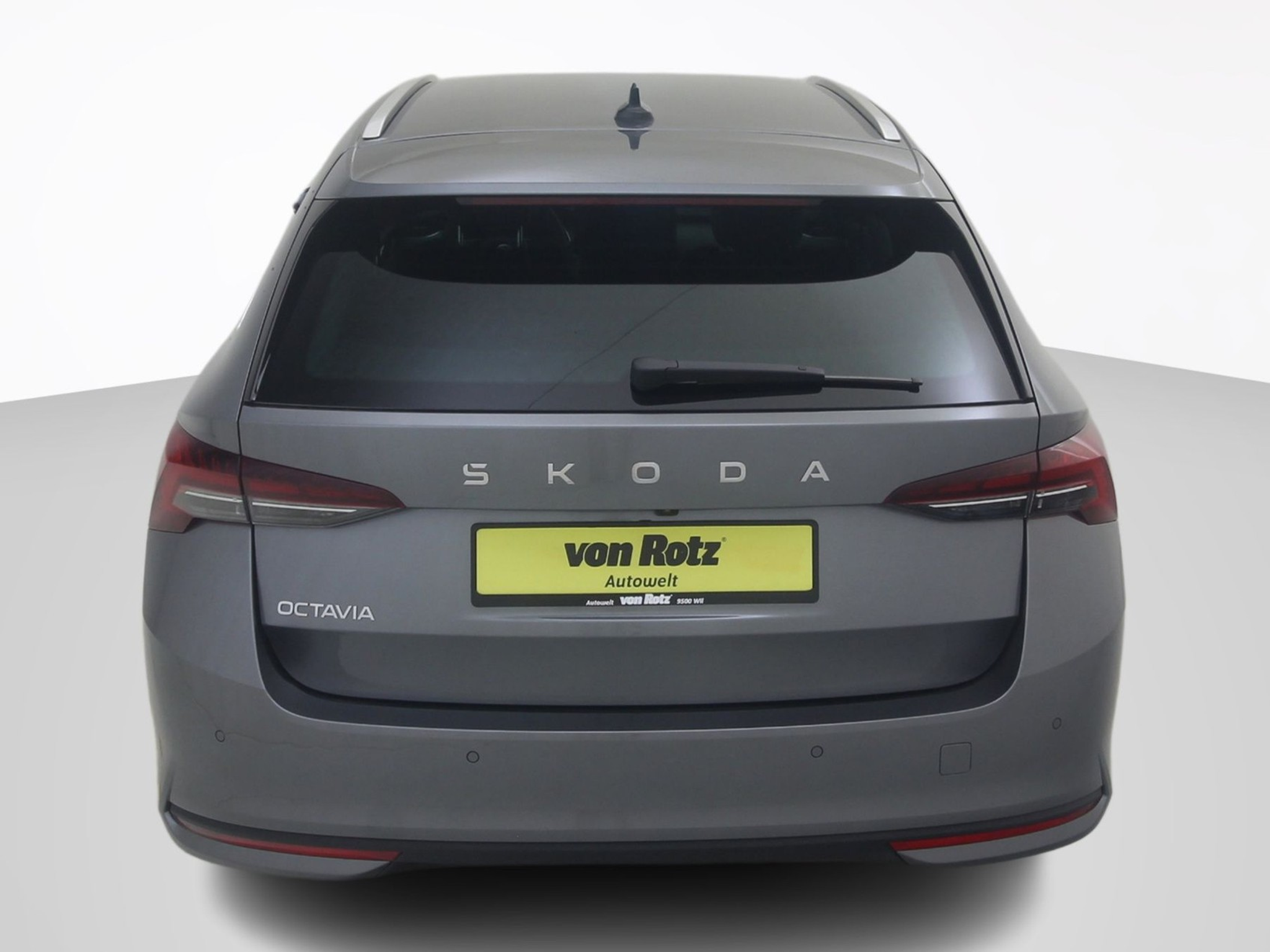 listing desktop thumbnail image 2