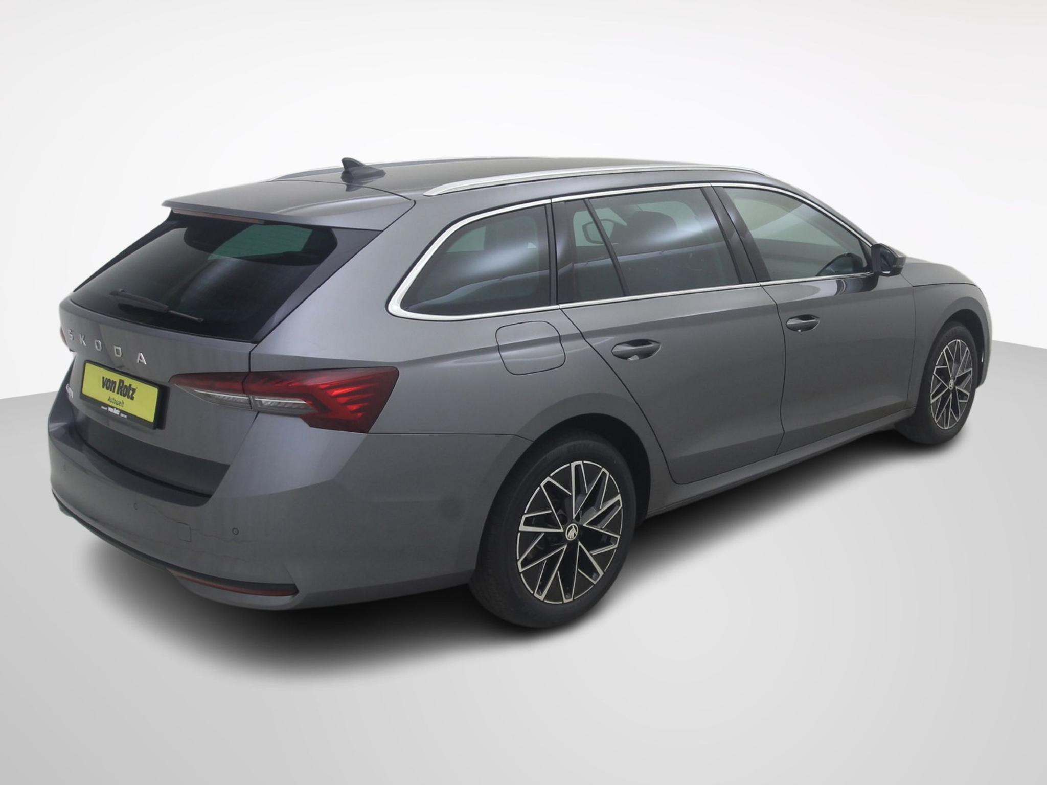 listing desktop thumbnail image 5