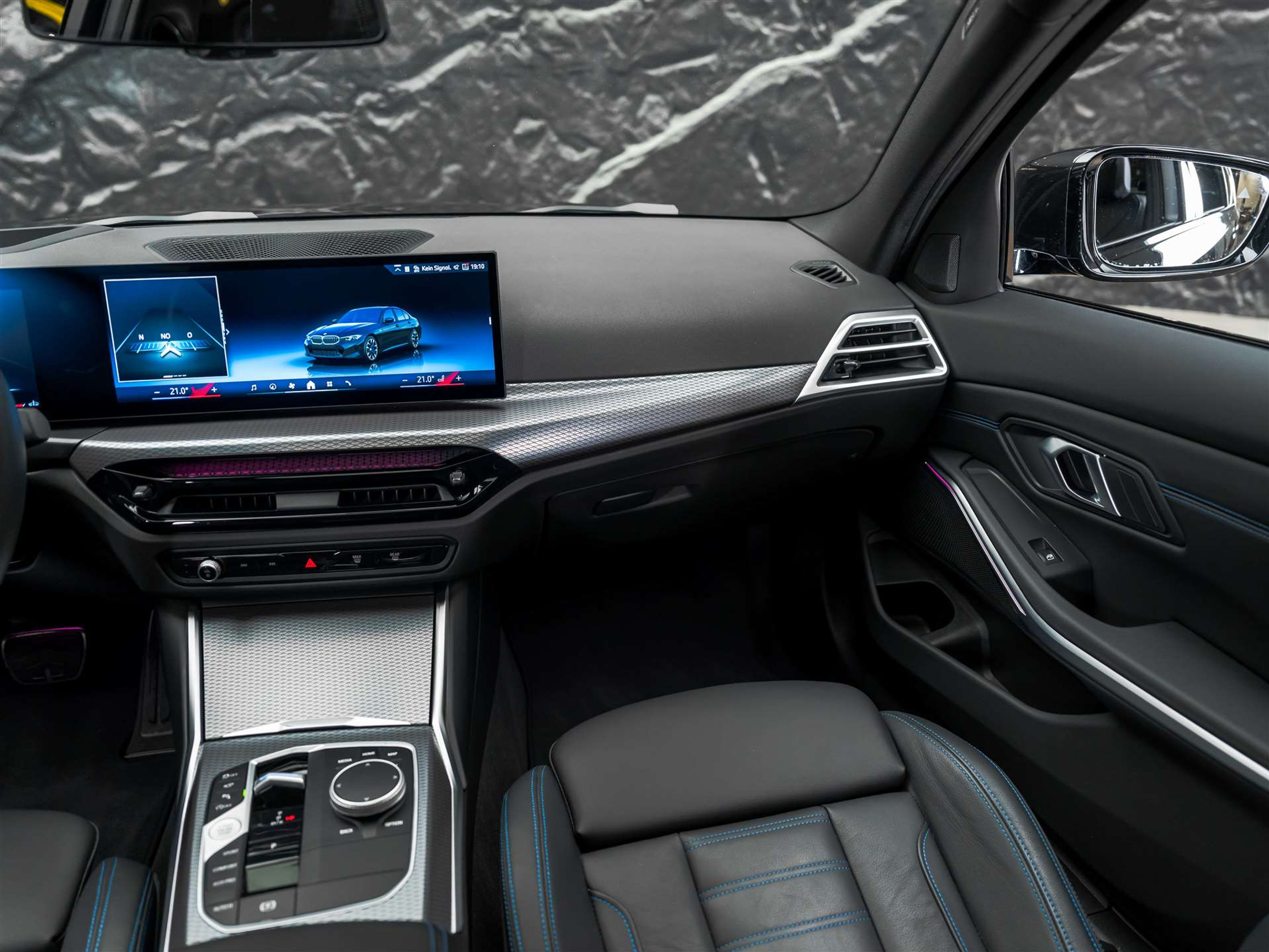 listing desktop thumbnail image 33