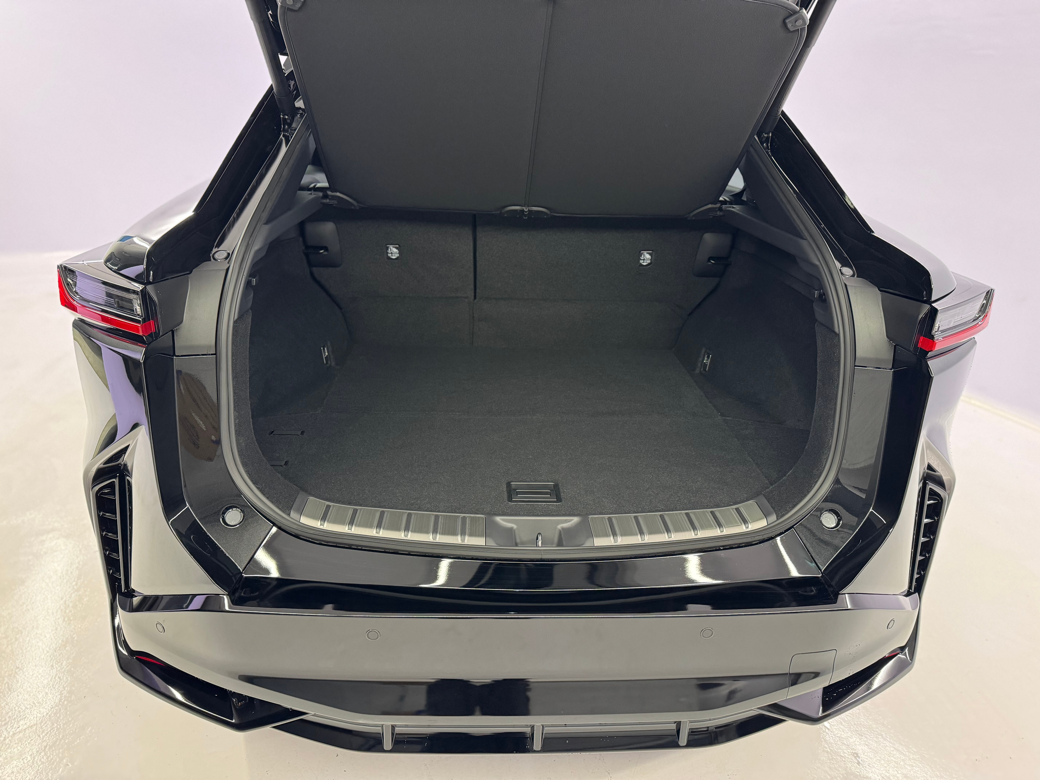 listing desktop thumbnail image 10