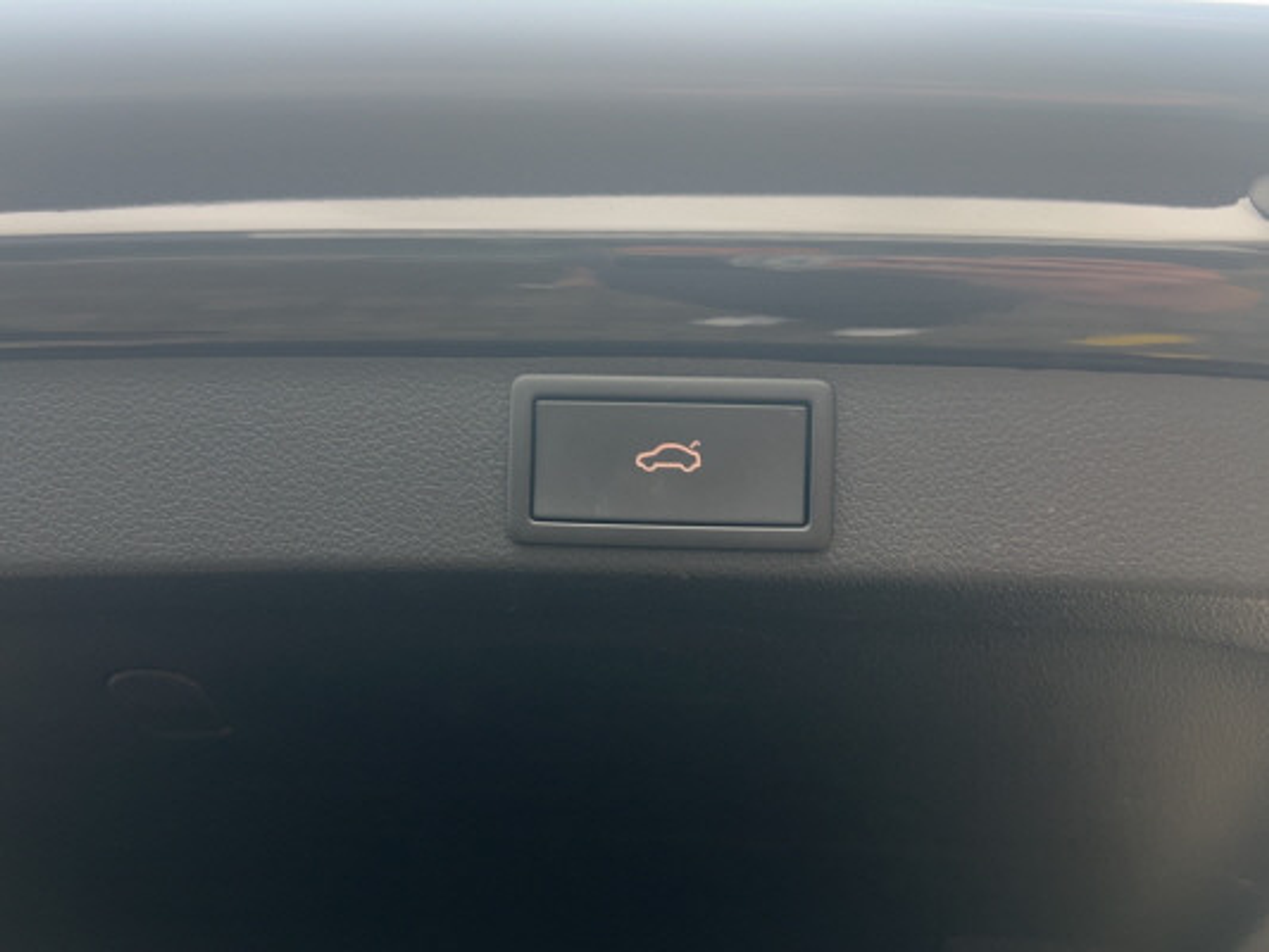 listing desktop thumbnail image 14