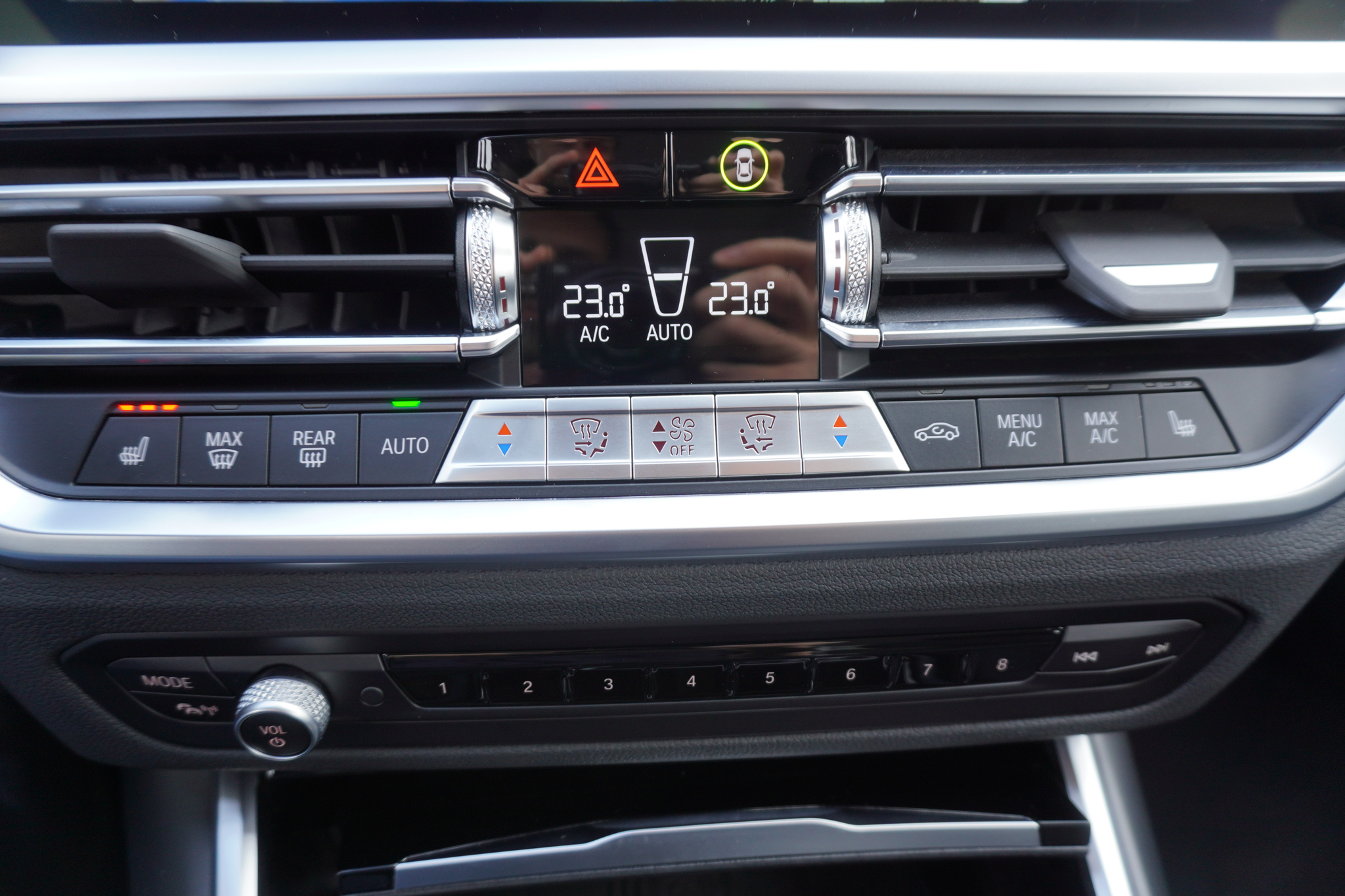 listing desktop thumbnail image 18