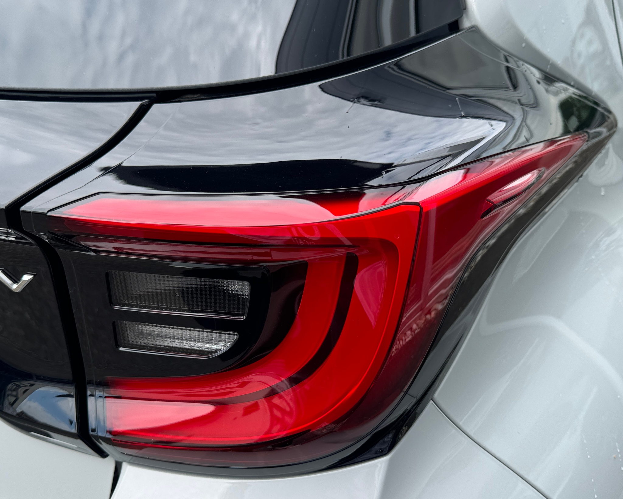 listing desktop thumbnail image 9