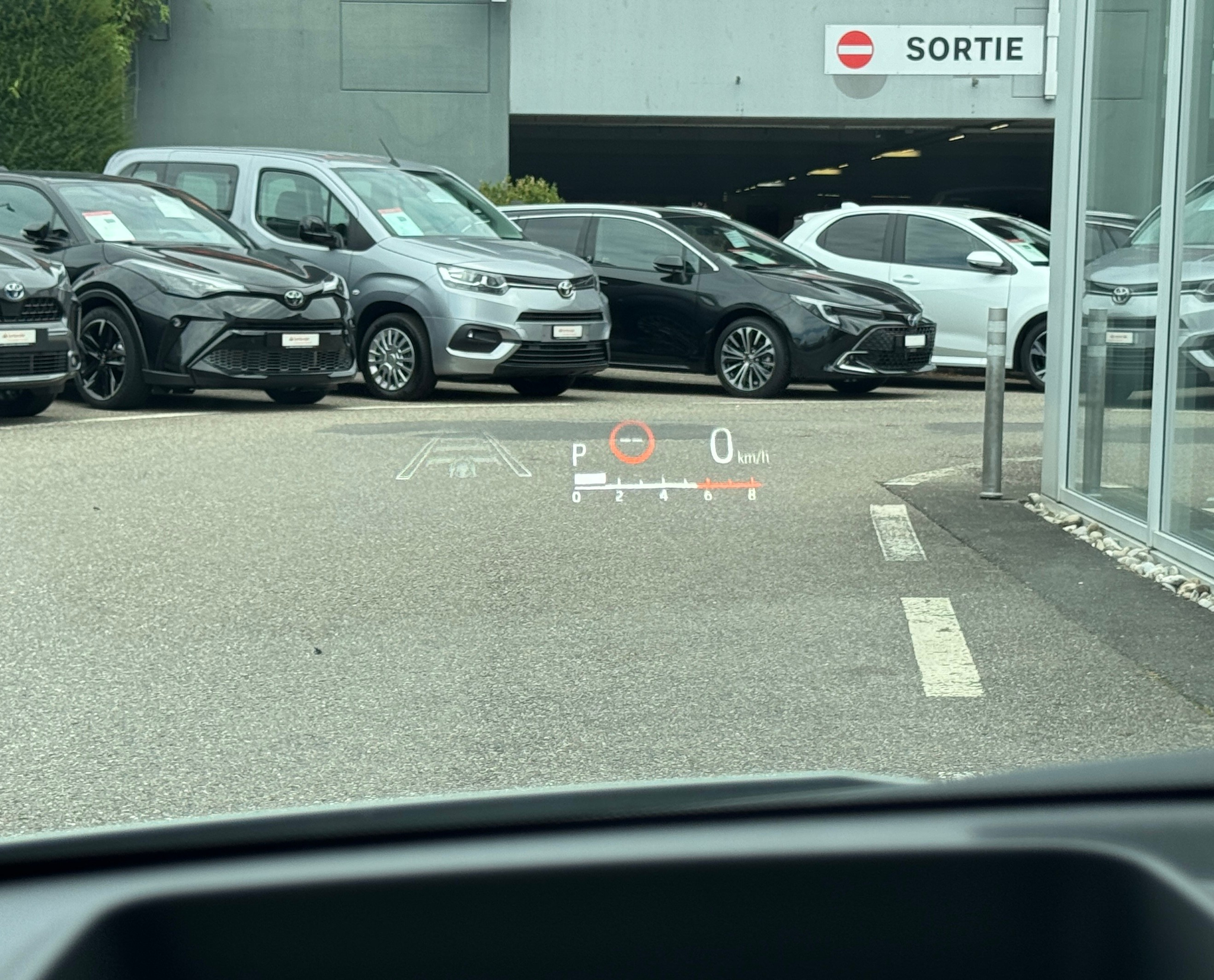 listing desktop thumbnail image 15