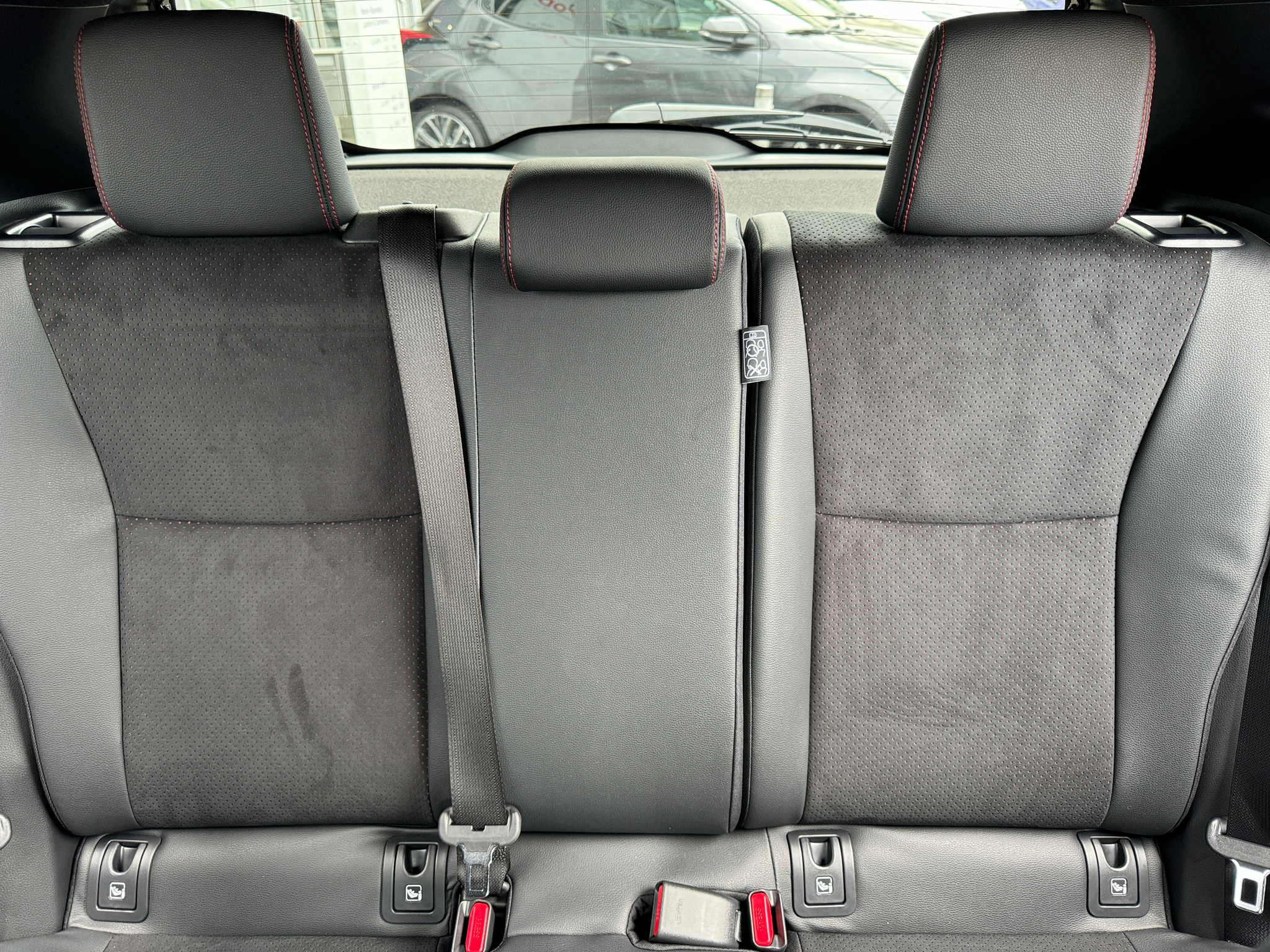 listing desktop thumbnail image 14