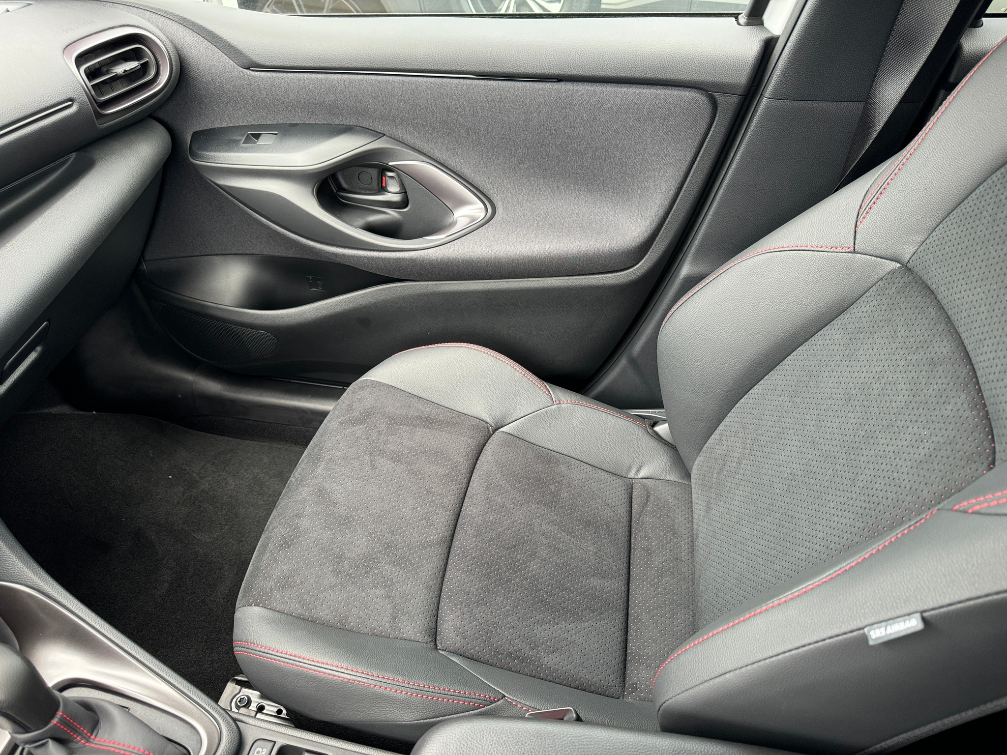 listing desktop thumbnail image 12