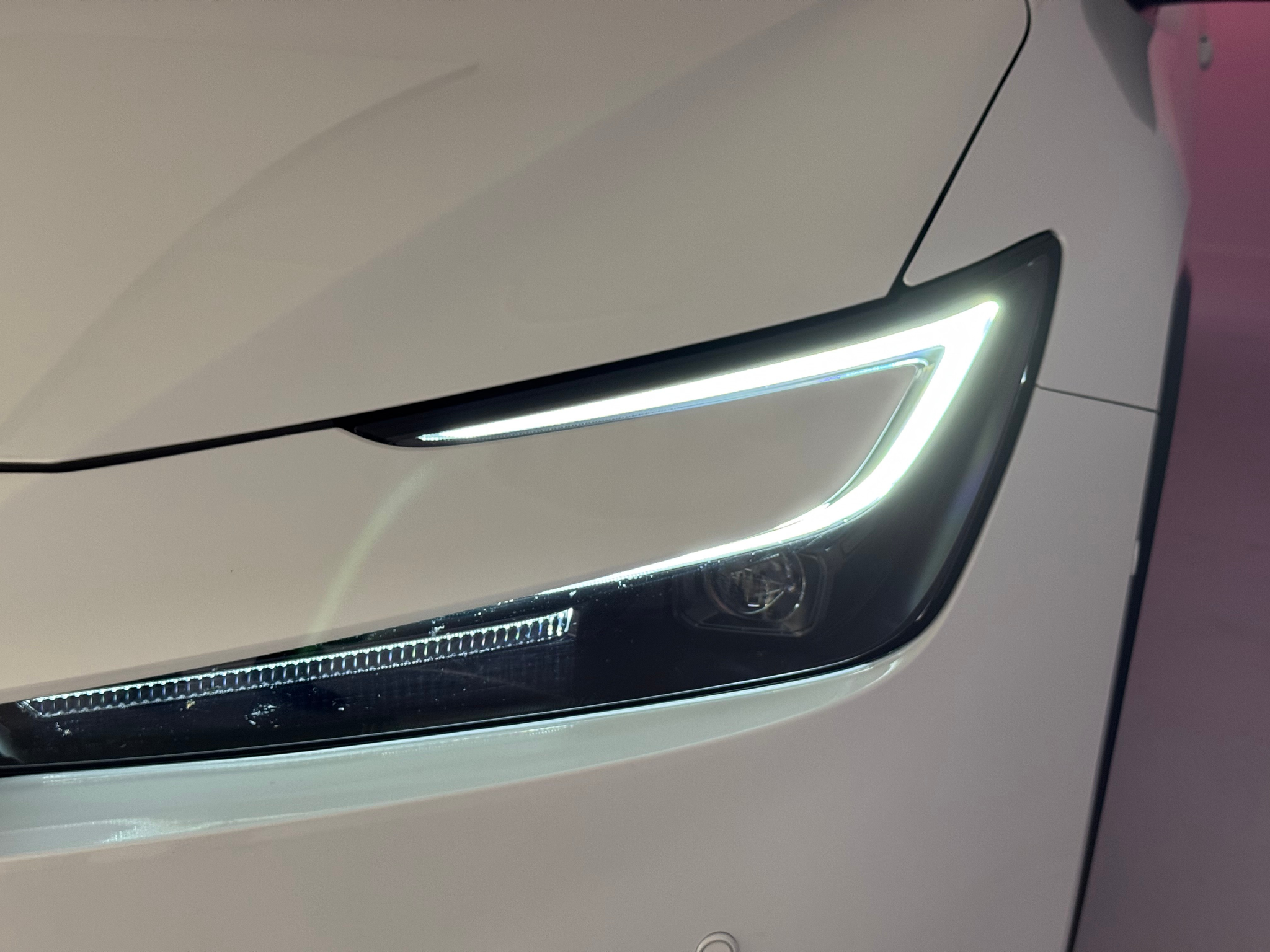 listing desktop thumbnail image 18