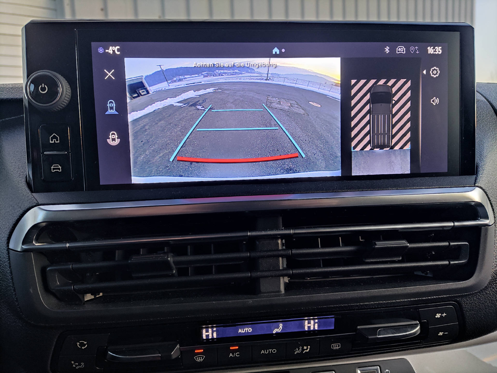 listing desktop thumbnail image 11