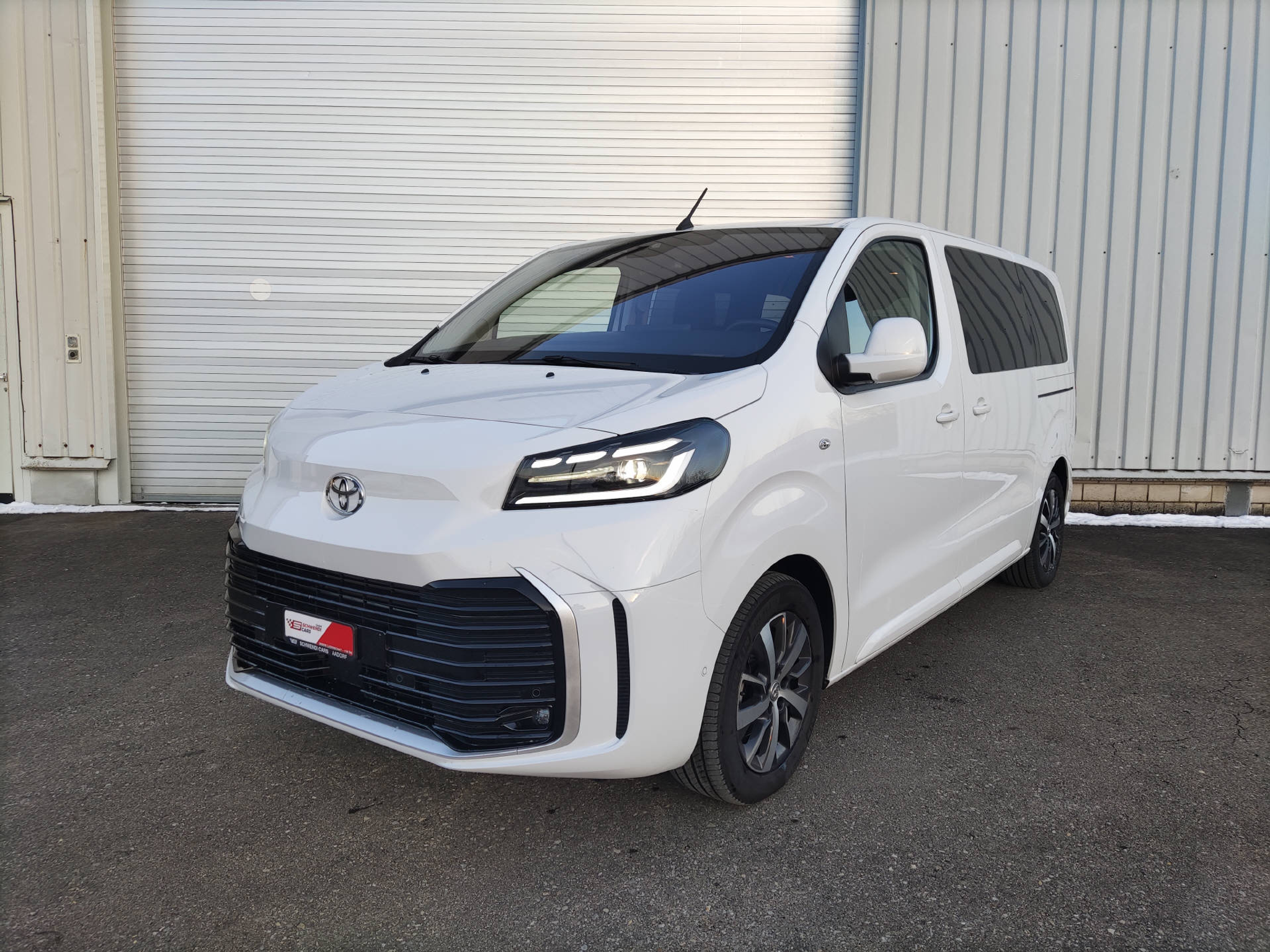 listing desktop thumbnail image 14