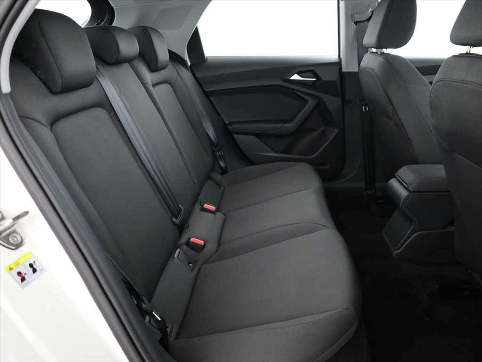 listing desktop thumbnail image 9