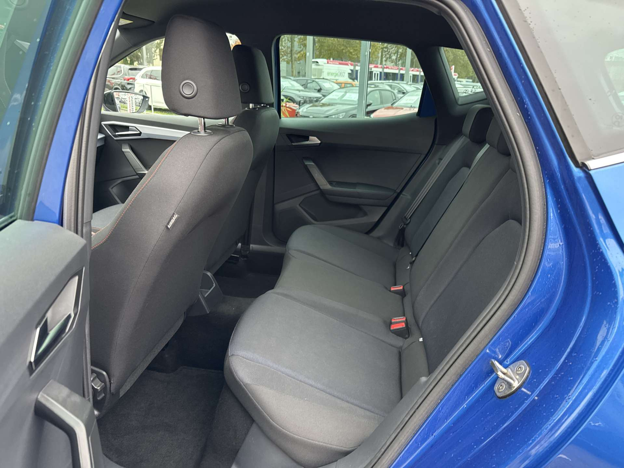 listing desktop thumbnail image 6