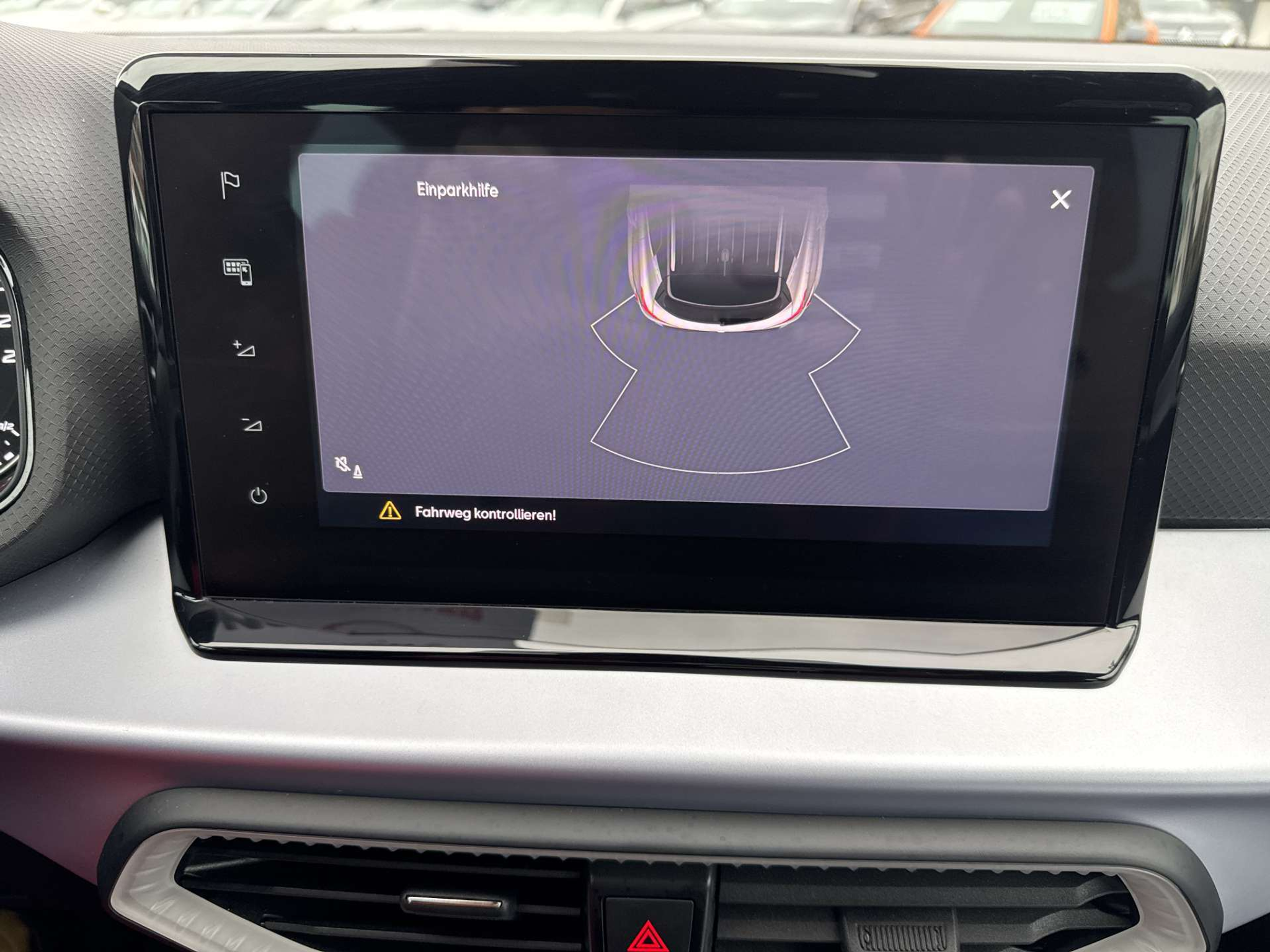 listing desktop thumbnail image 9