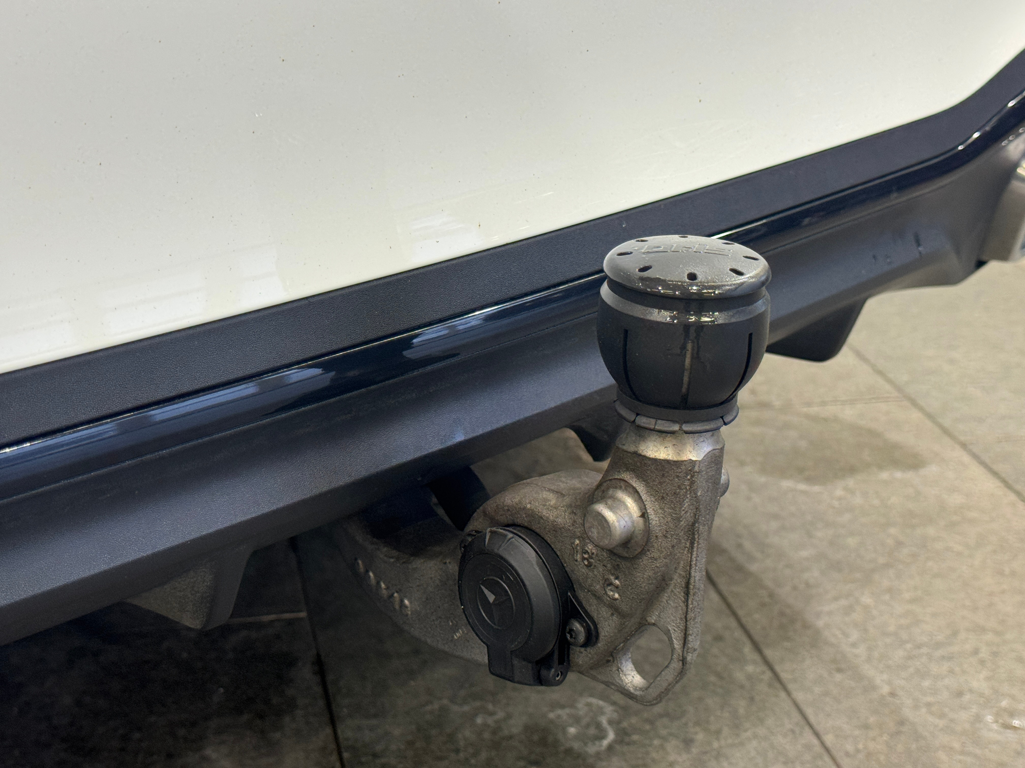 listing desktop thumbnail image 16