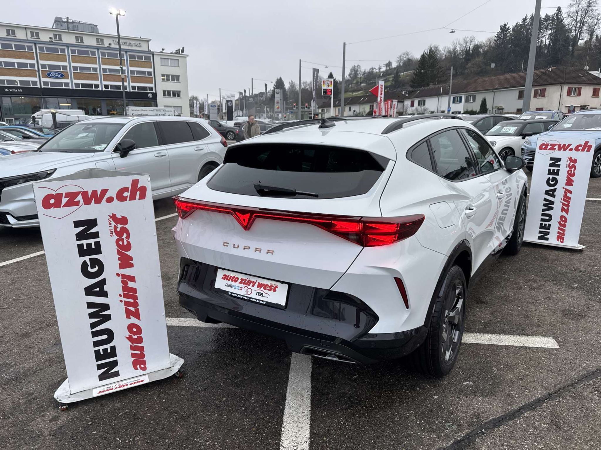 listing desktop thumbnail image 2