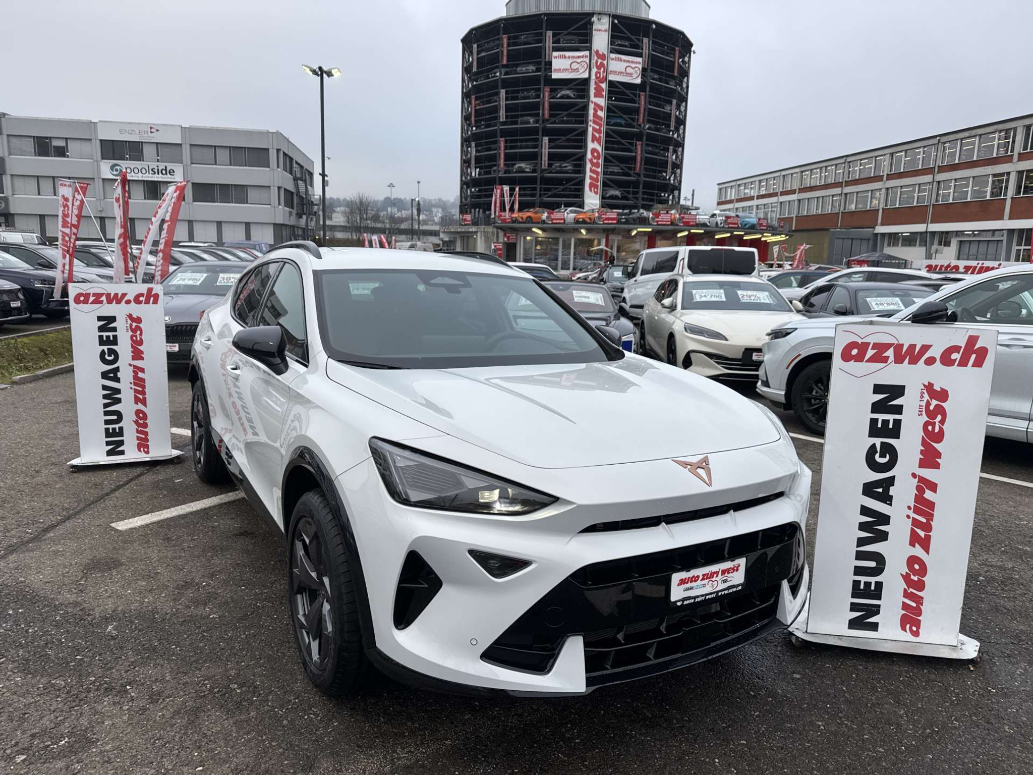 listing desktop thumbnail image 0