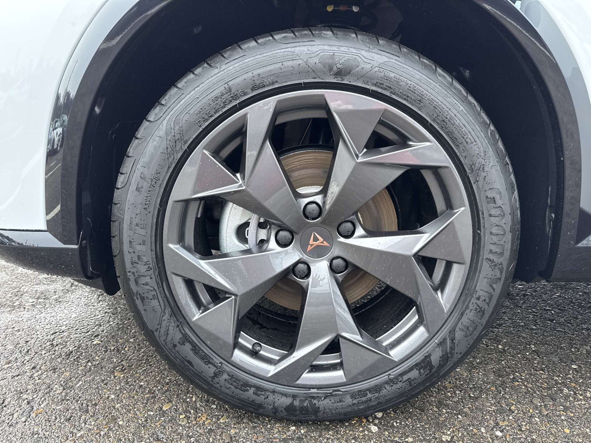 listing desktop thumbnail image 8