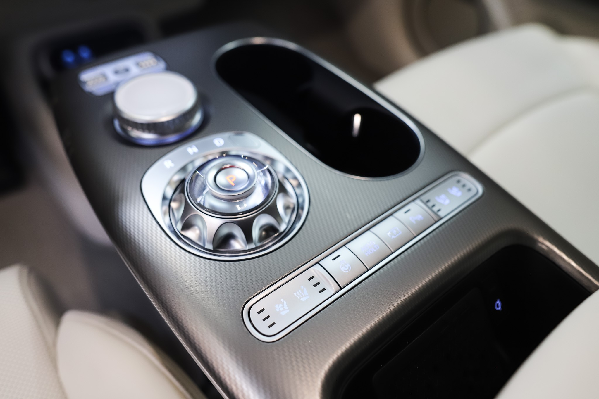 listing desktop thumbnail image 16