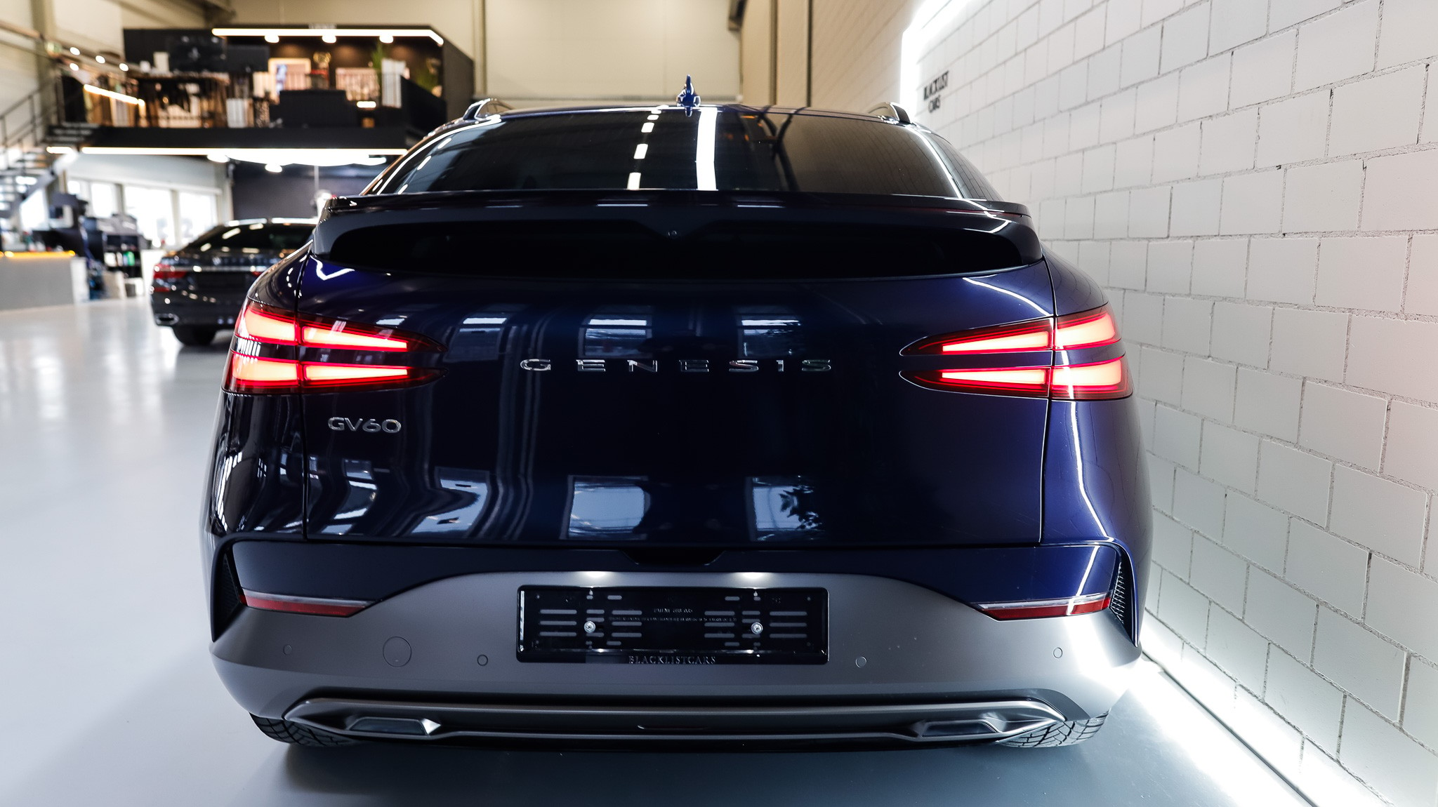 listing desktop thumbnail image 5