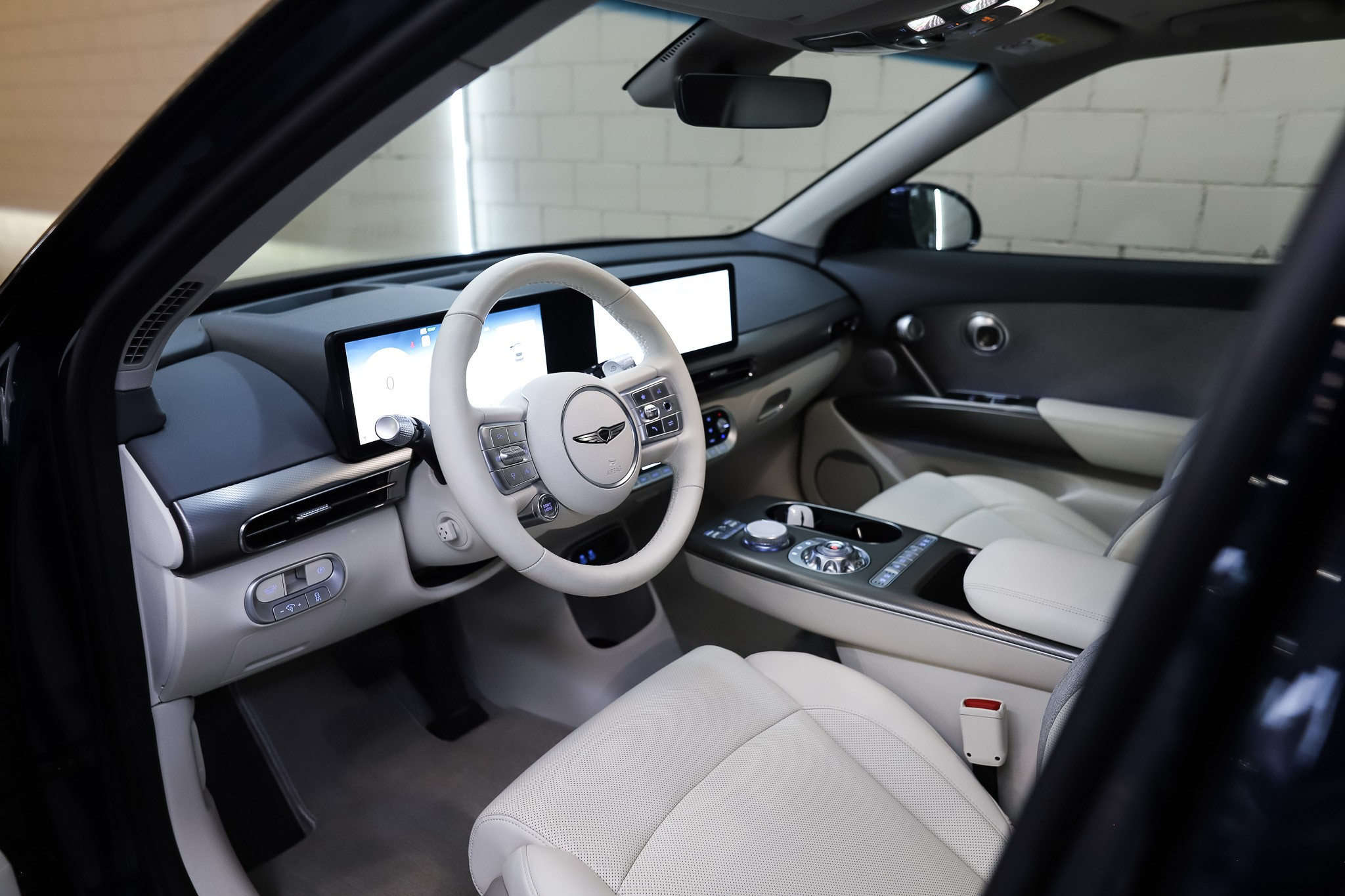 listing desktop thumbnail image 6