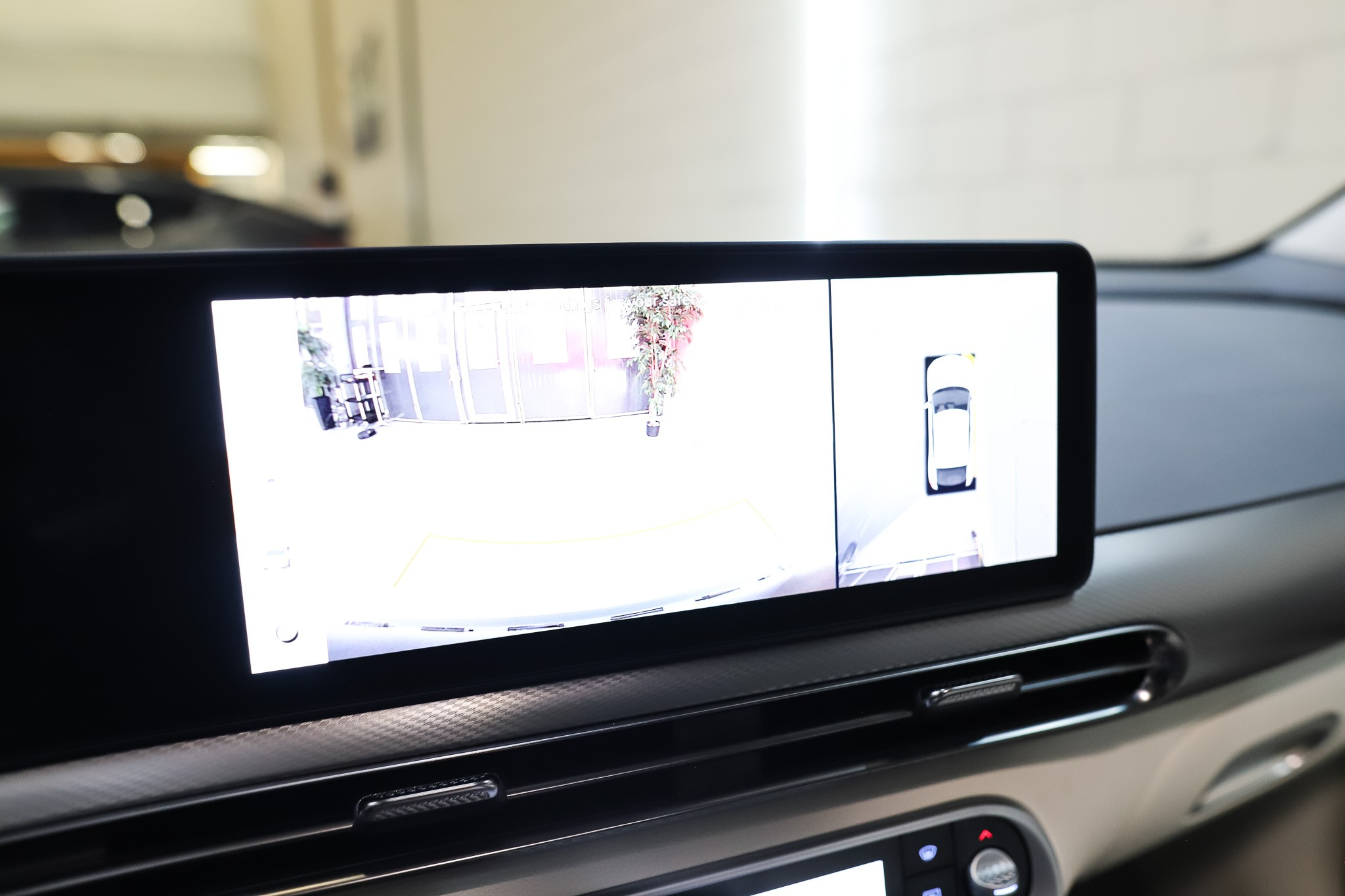 listing desktop thumbnail image 19