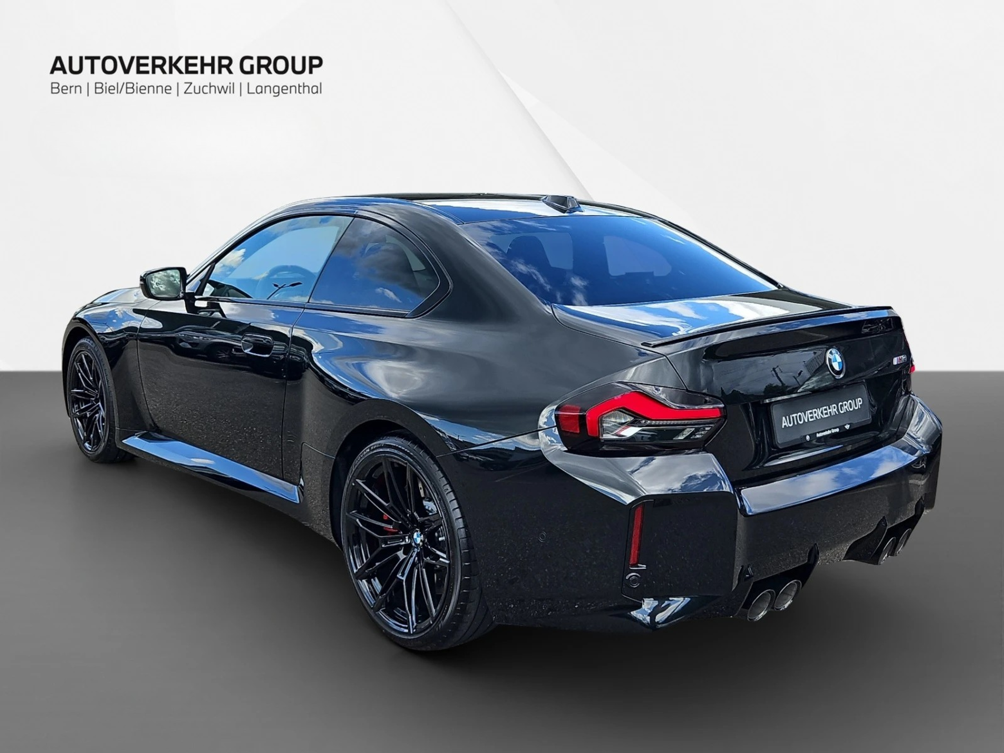 listing desktop thumbnail image 3