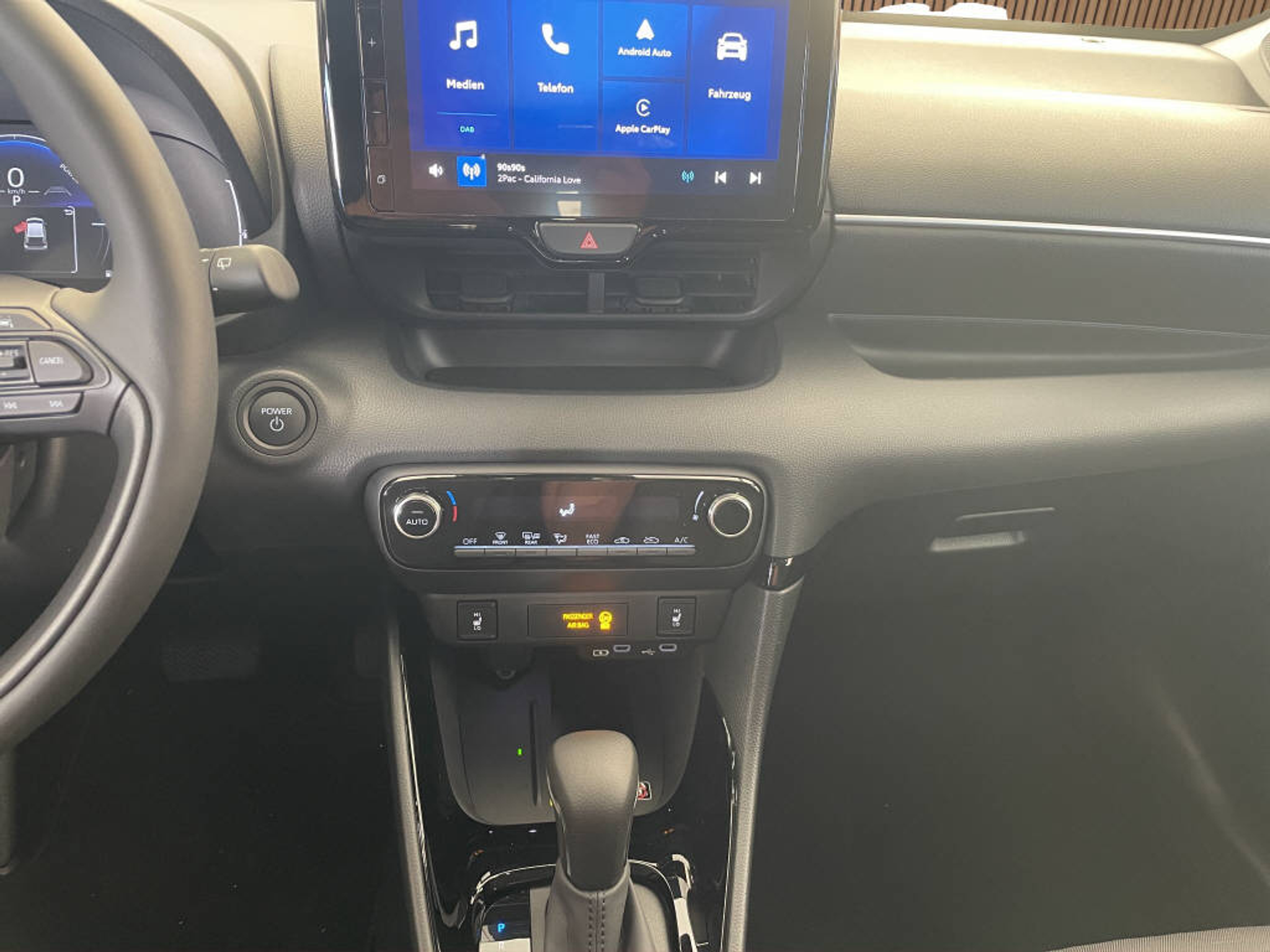 listing desktop thumbnail image 13