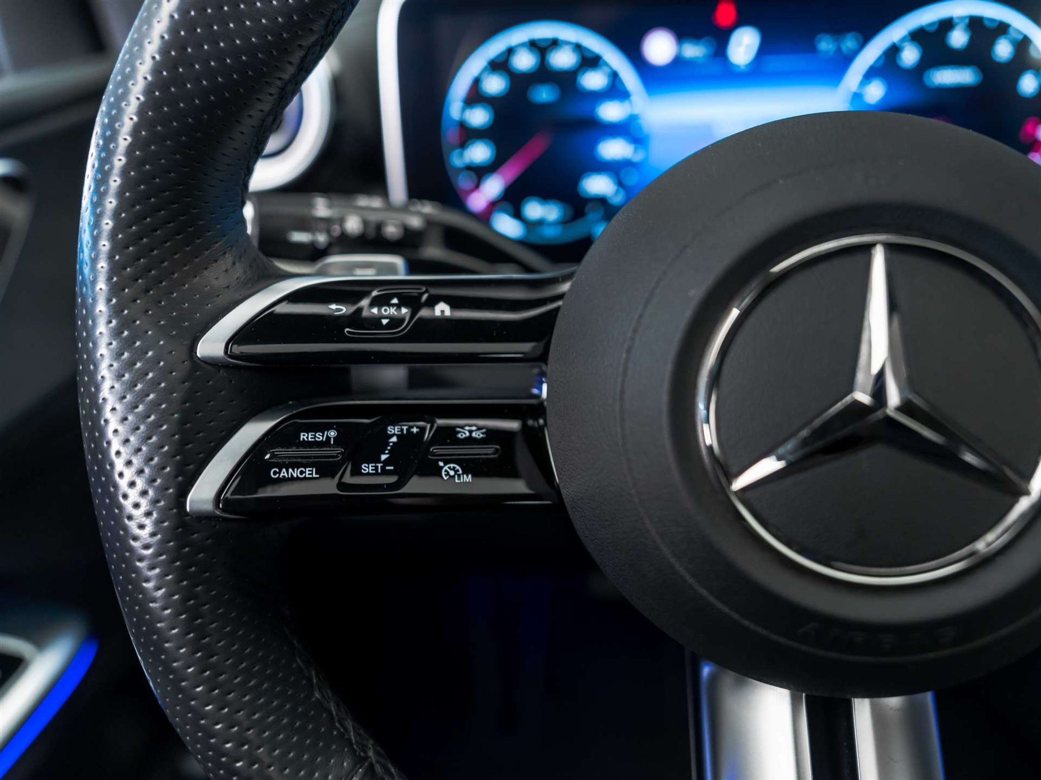 listing desktop thumbnail image 31