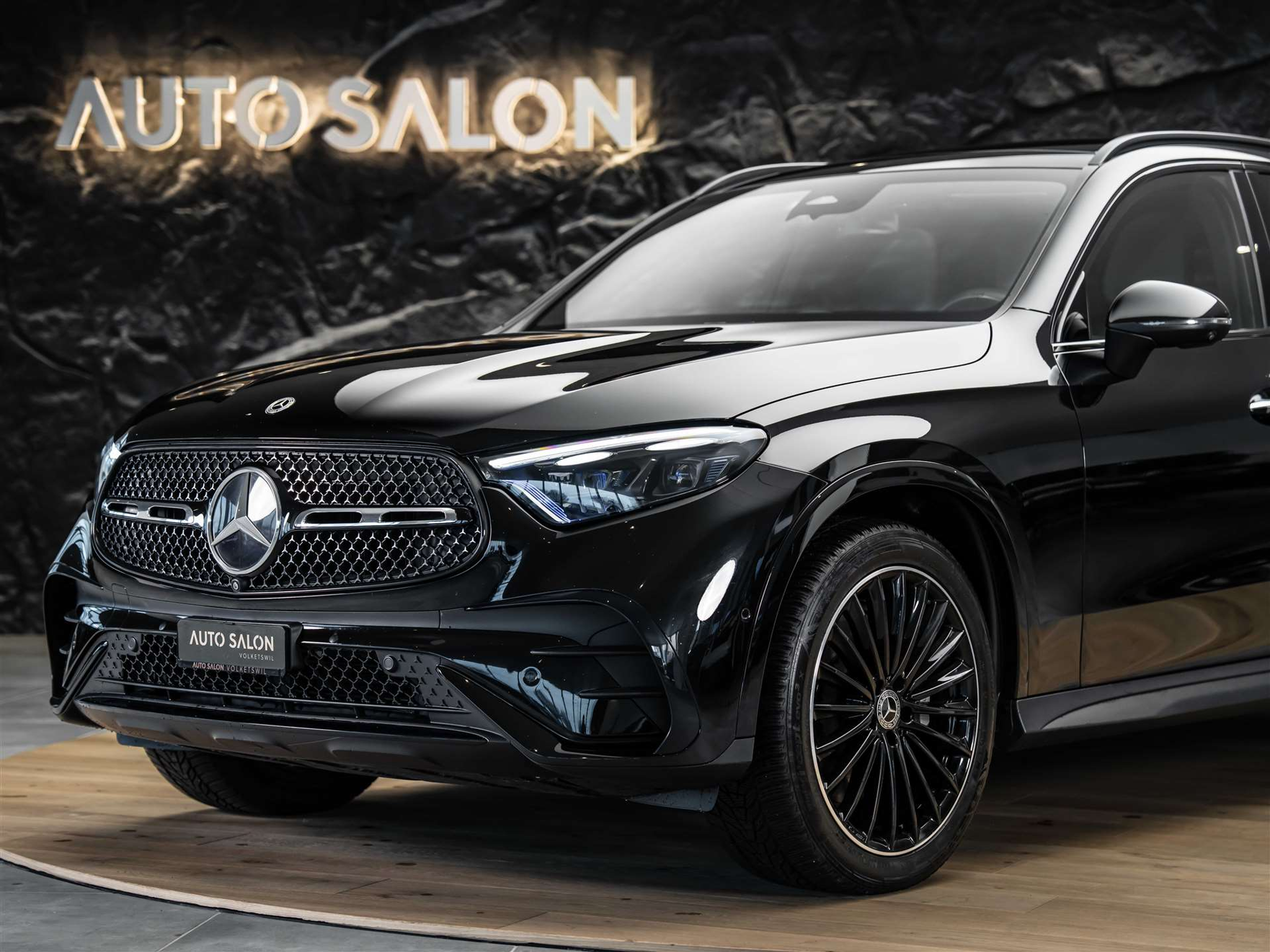 listing desktop thumbnail image 16