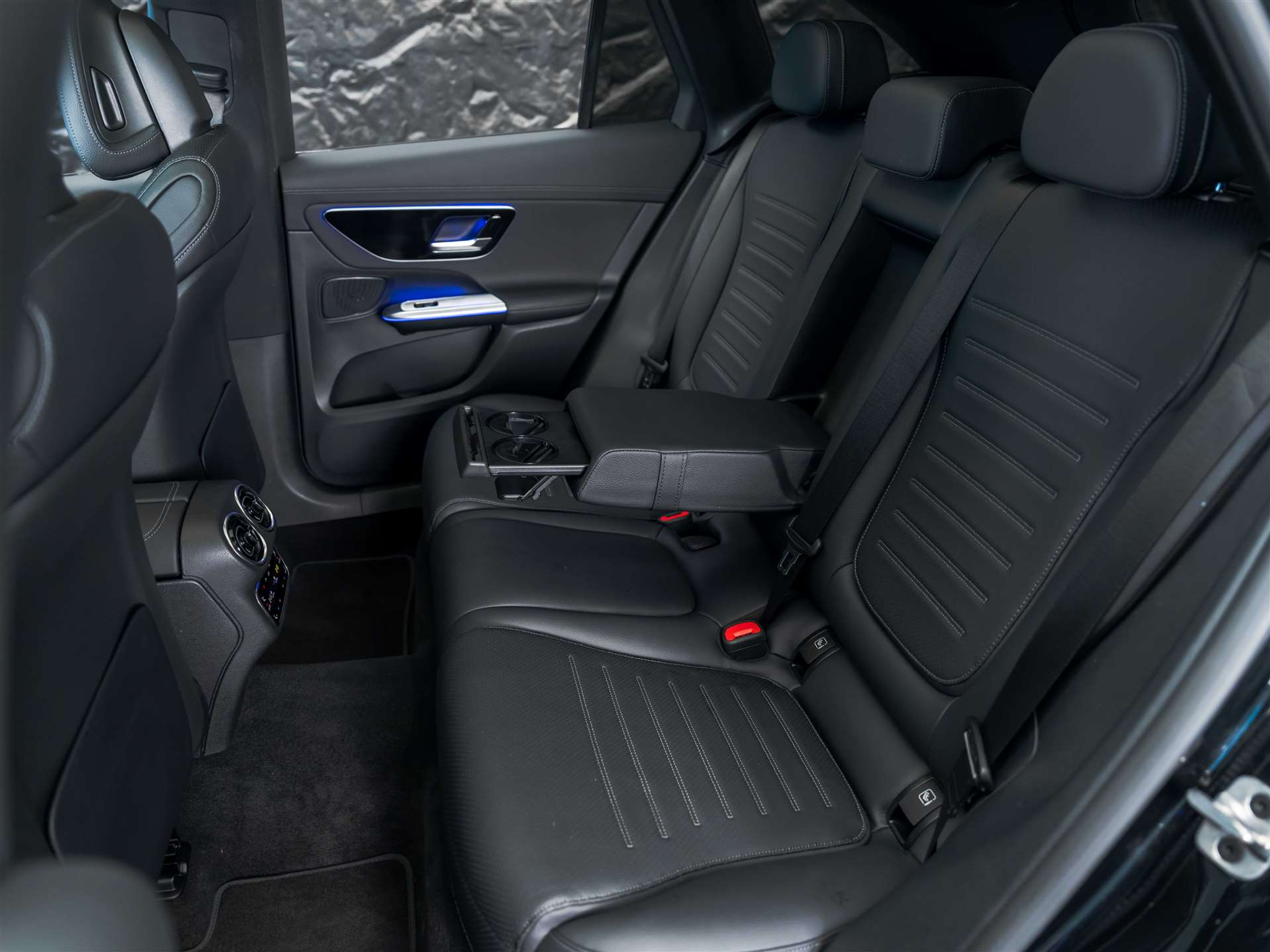 listing desktop thumbnail image 14