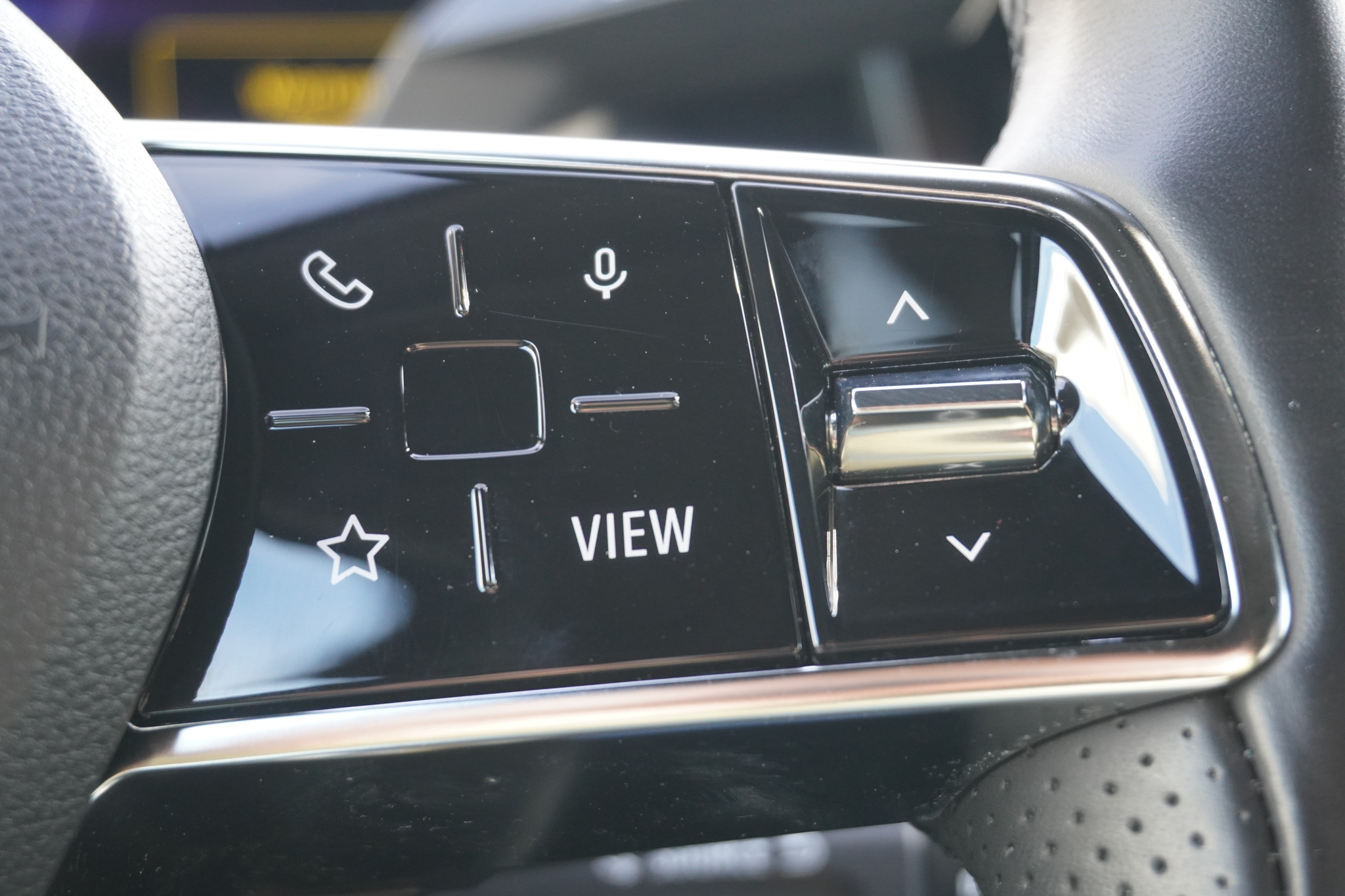 listing desktop thumbnail image 19