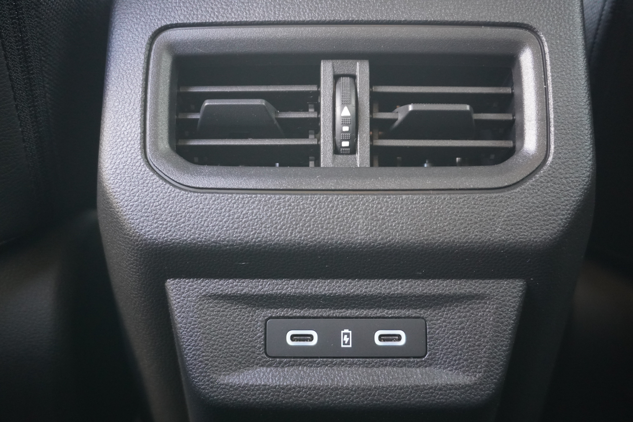 listing desktop thumbnail image 14