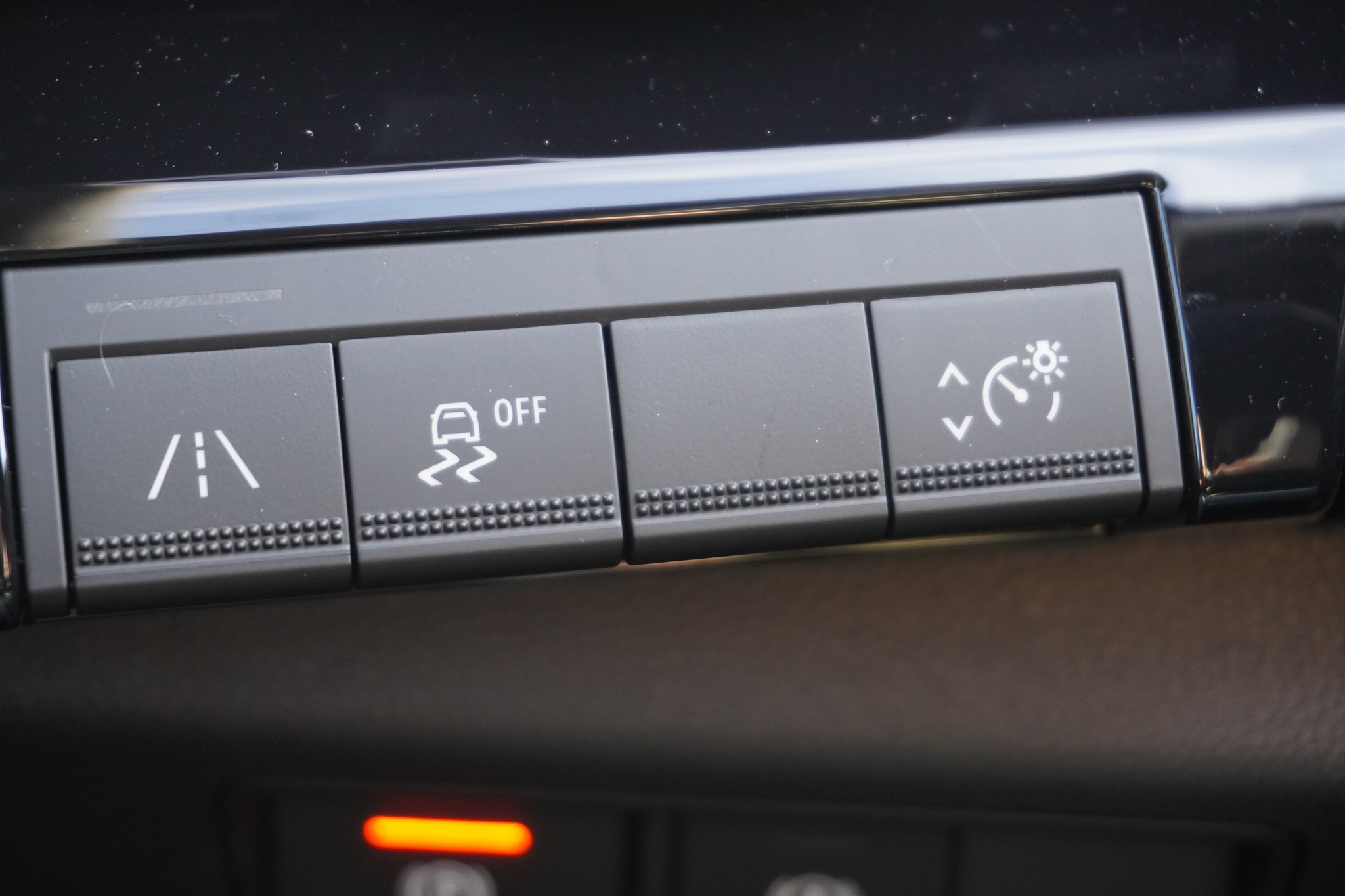 listing desktop thumbnail image 16