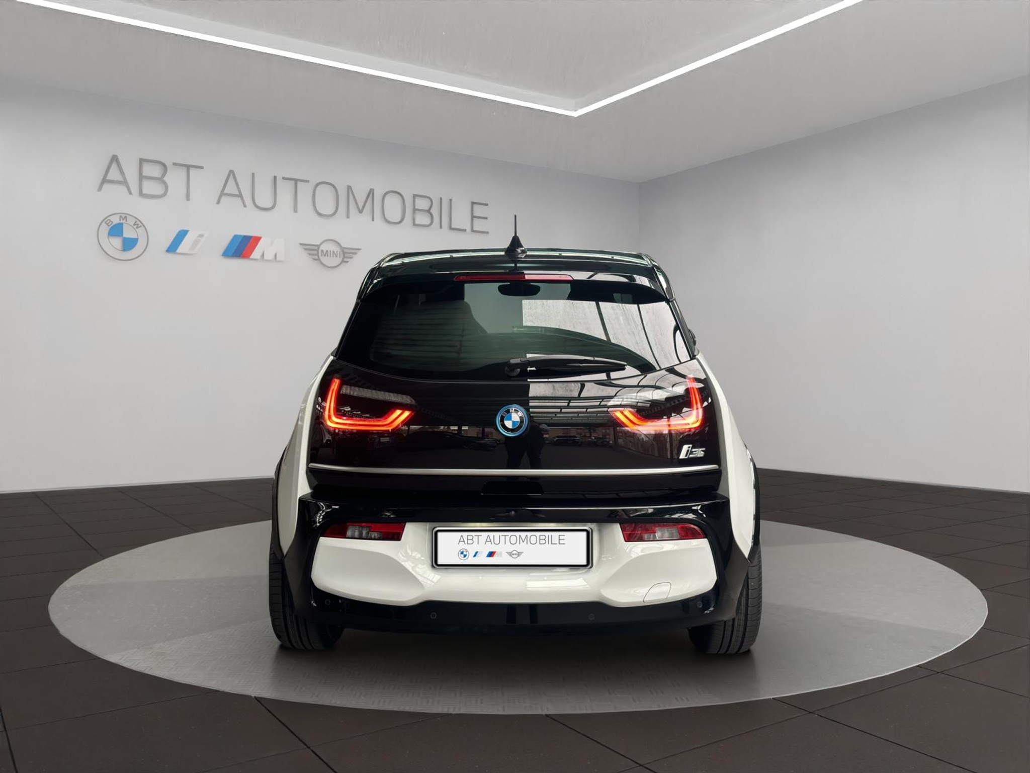 listing desktop thumbnail image 4