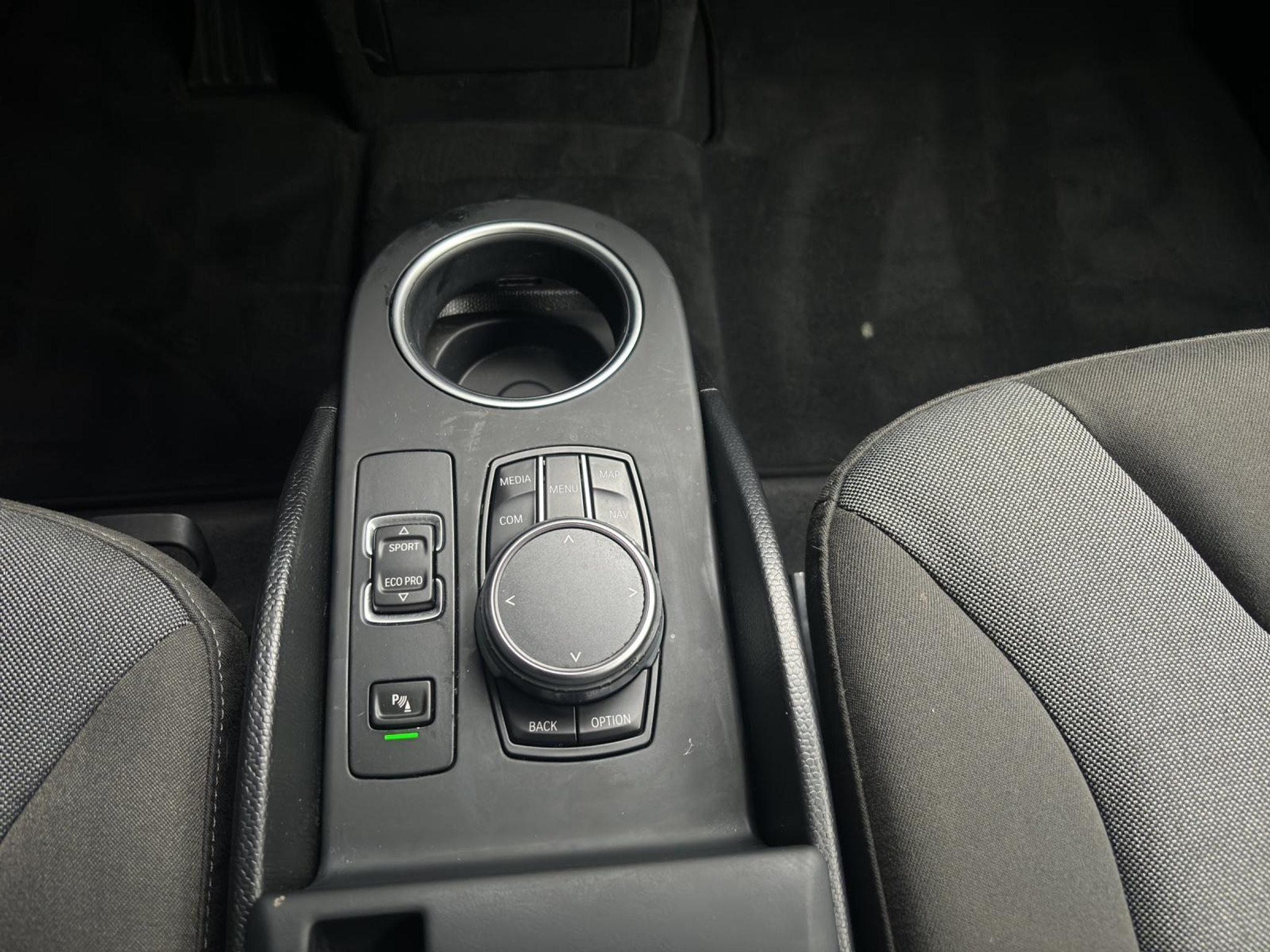 listing desktop thumbnail image 7