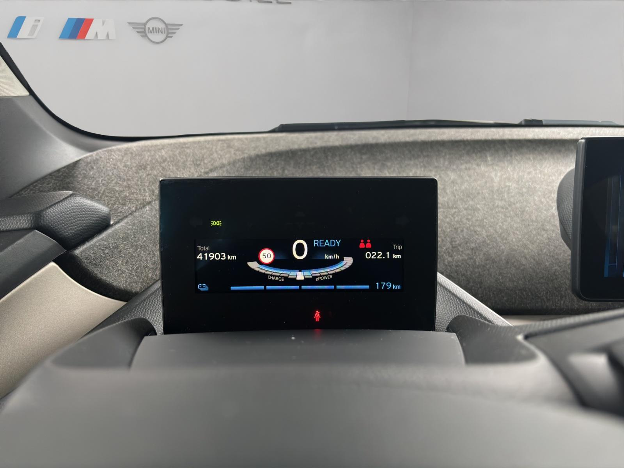 listing desktop thumbnail image 8