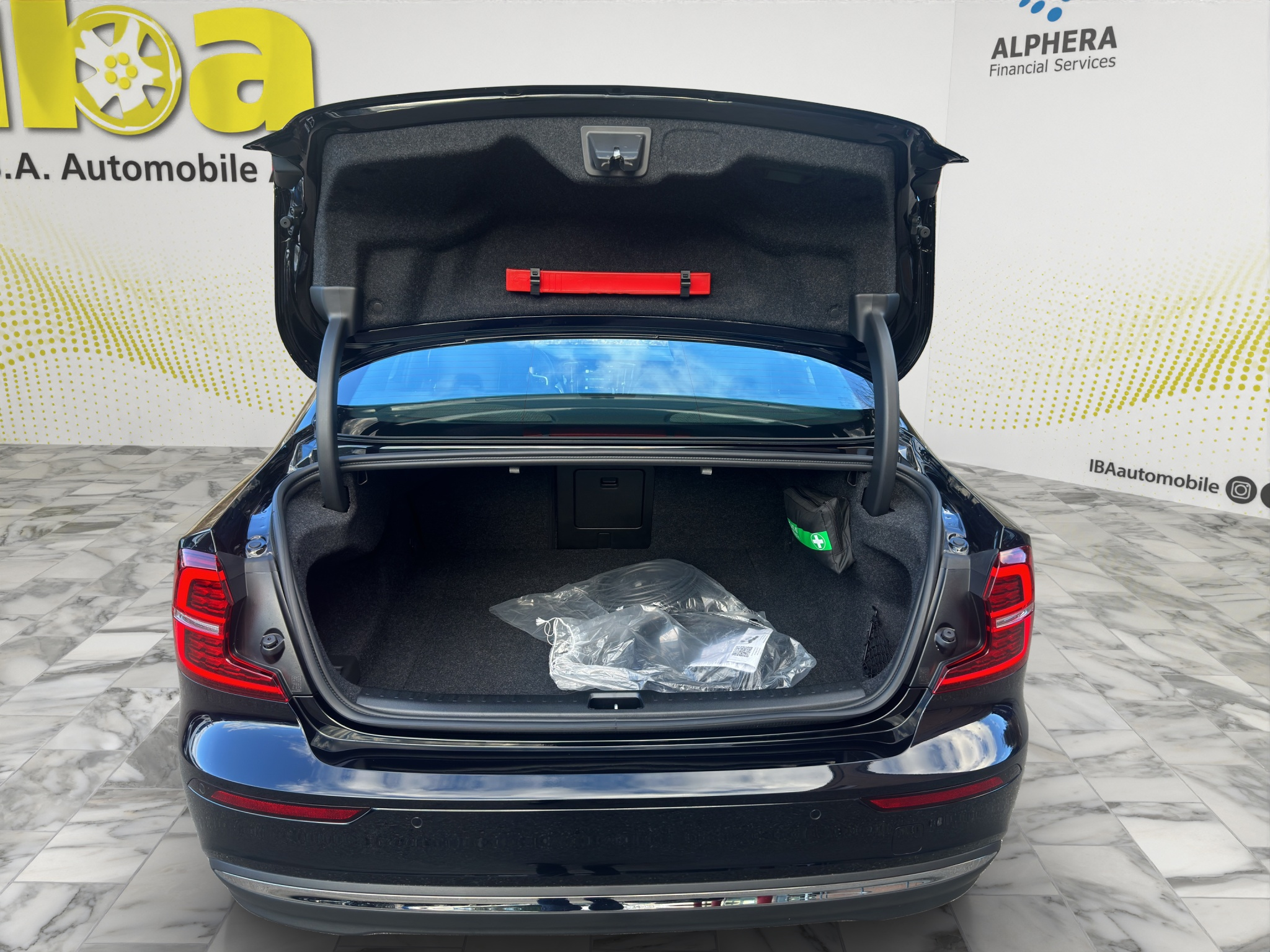 listing desktop thumbnail image 8