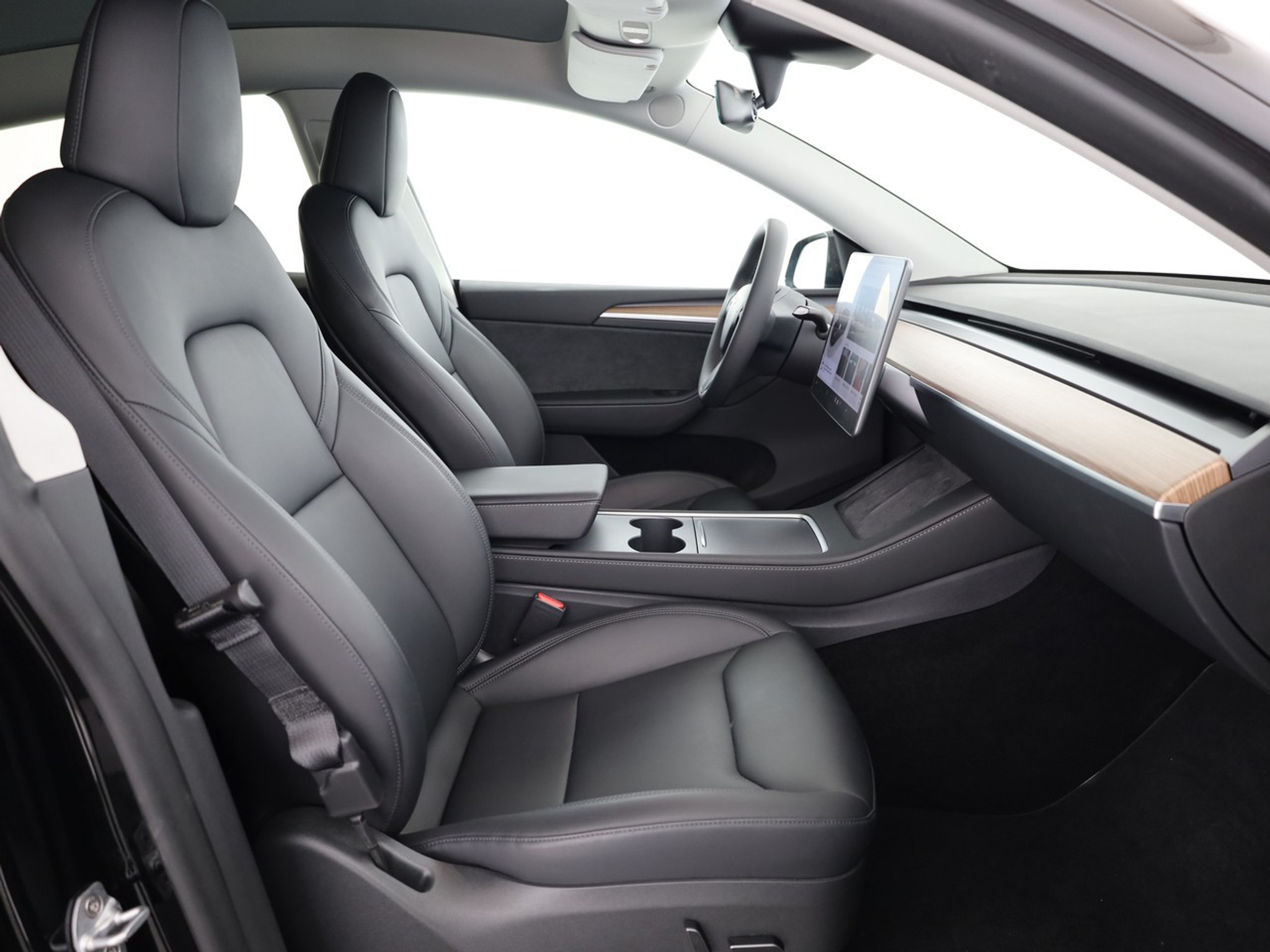 listing desktop thumbnail image 10