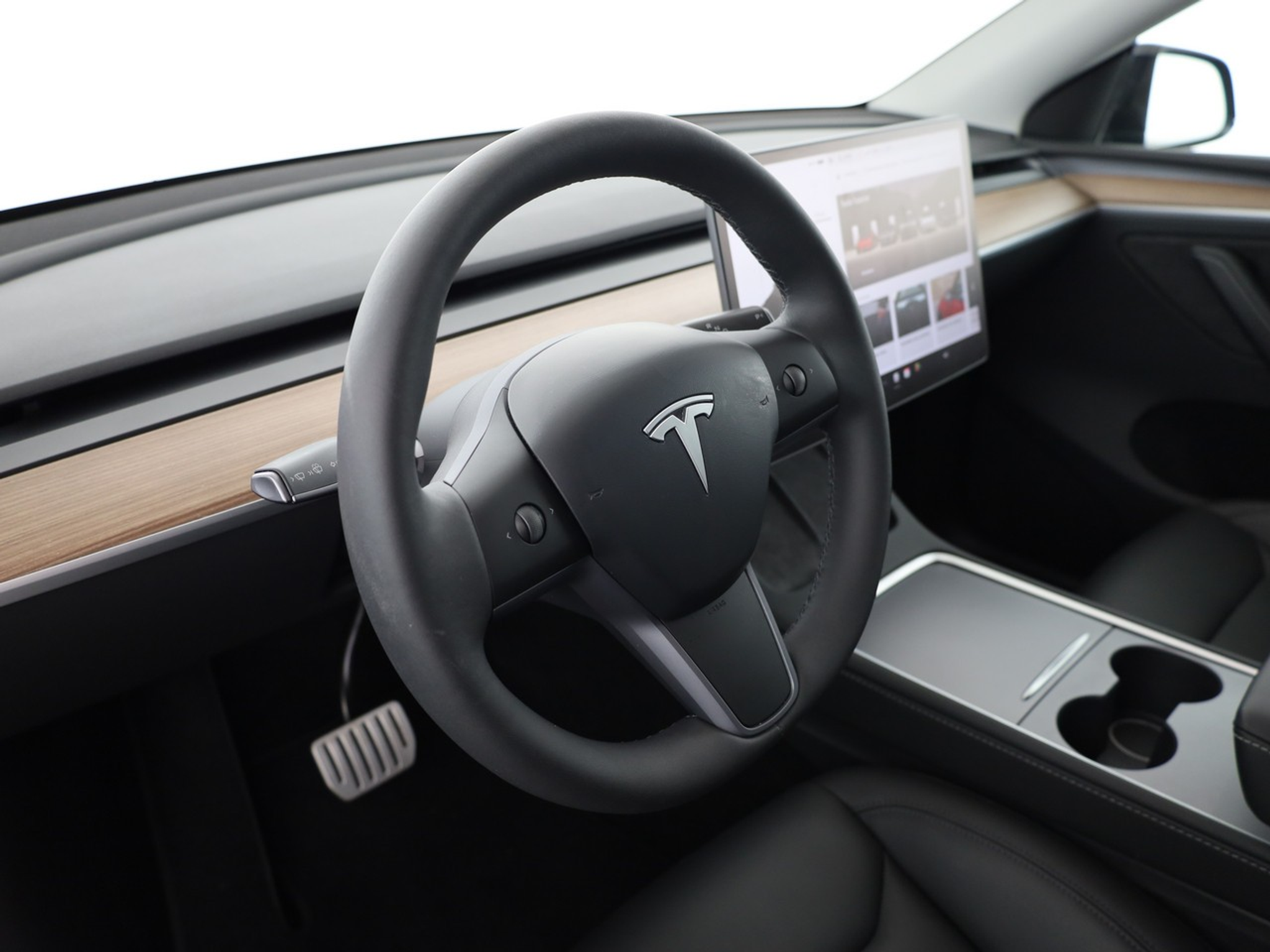 listing desktop thumbnail image 7